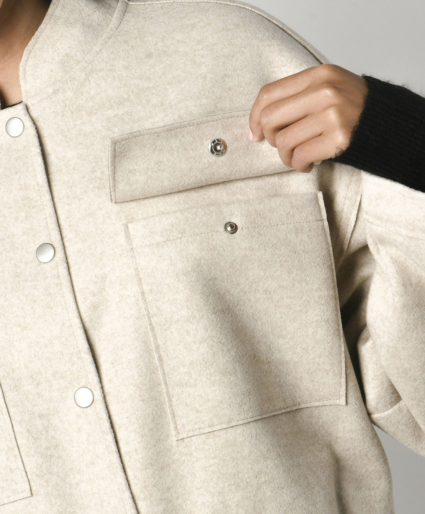 Chaqueta mujer pretina elasticada Chaqueta mujer pretina elasticada