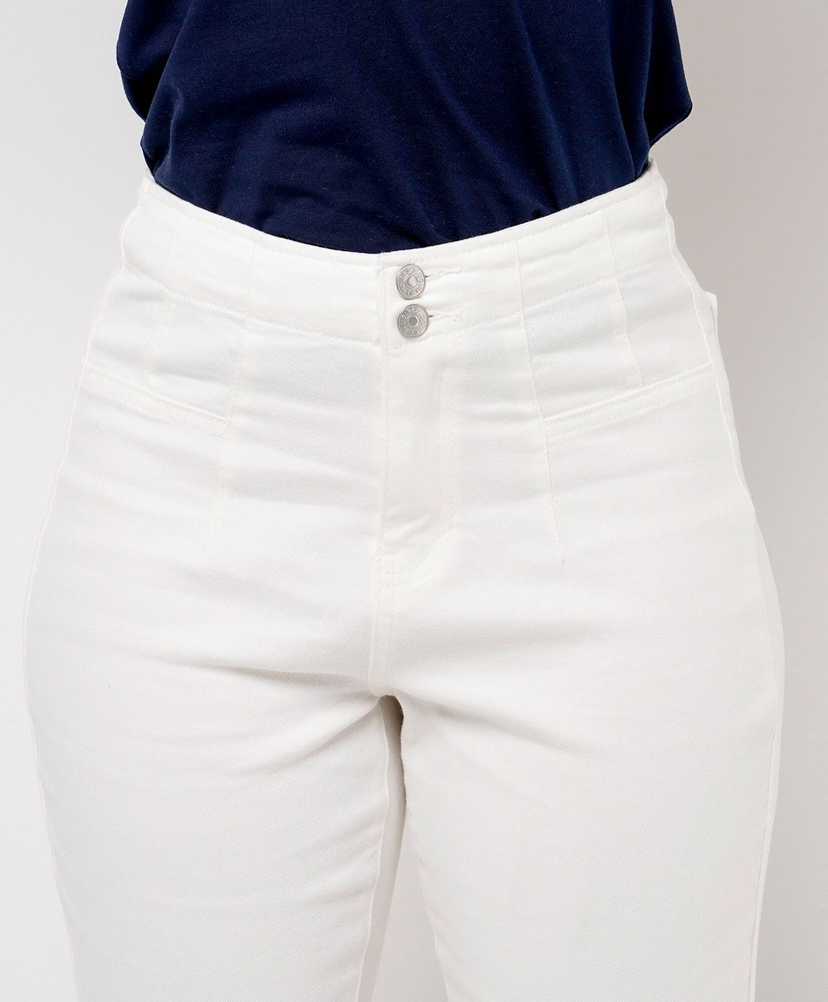 Jeans mujer doble botón pretina flare fit Jeans mujer doble botón pretina flare fit