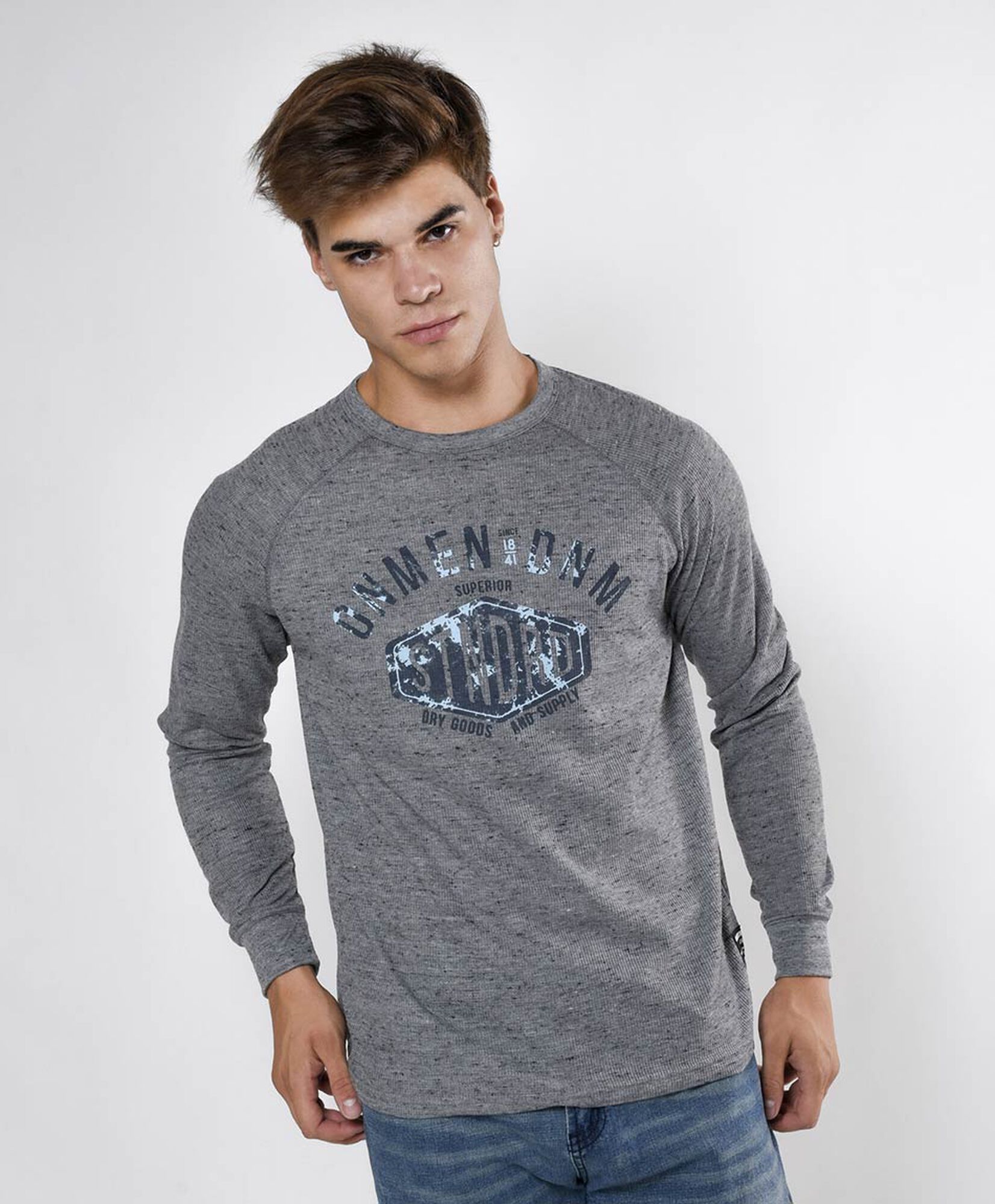 Polera hombre jaspeada texto Polera hombre jaspeada texto
