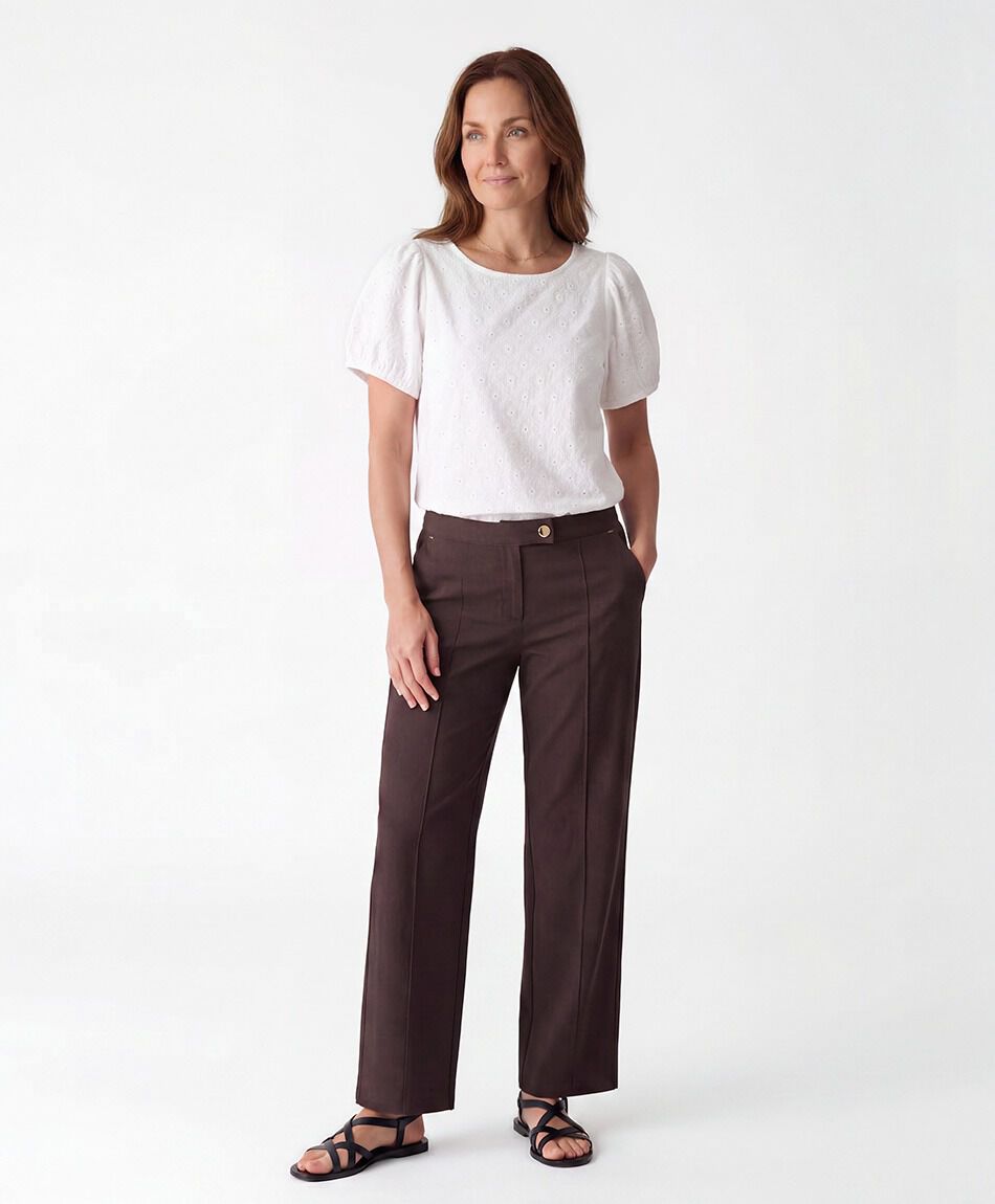 Pantal&oacute;n mujer caf&eacute; detalle dorado