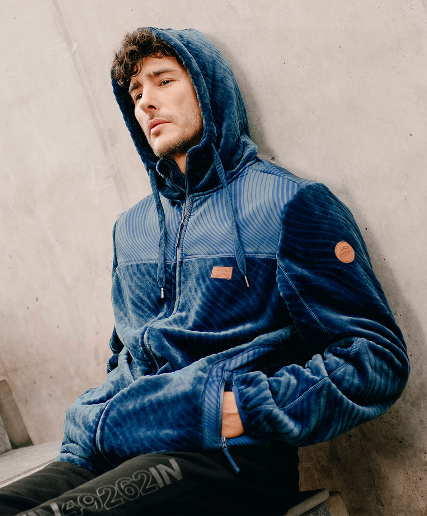 Polerón deportivo hombre suave Polerón deportivo hombre suave