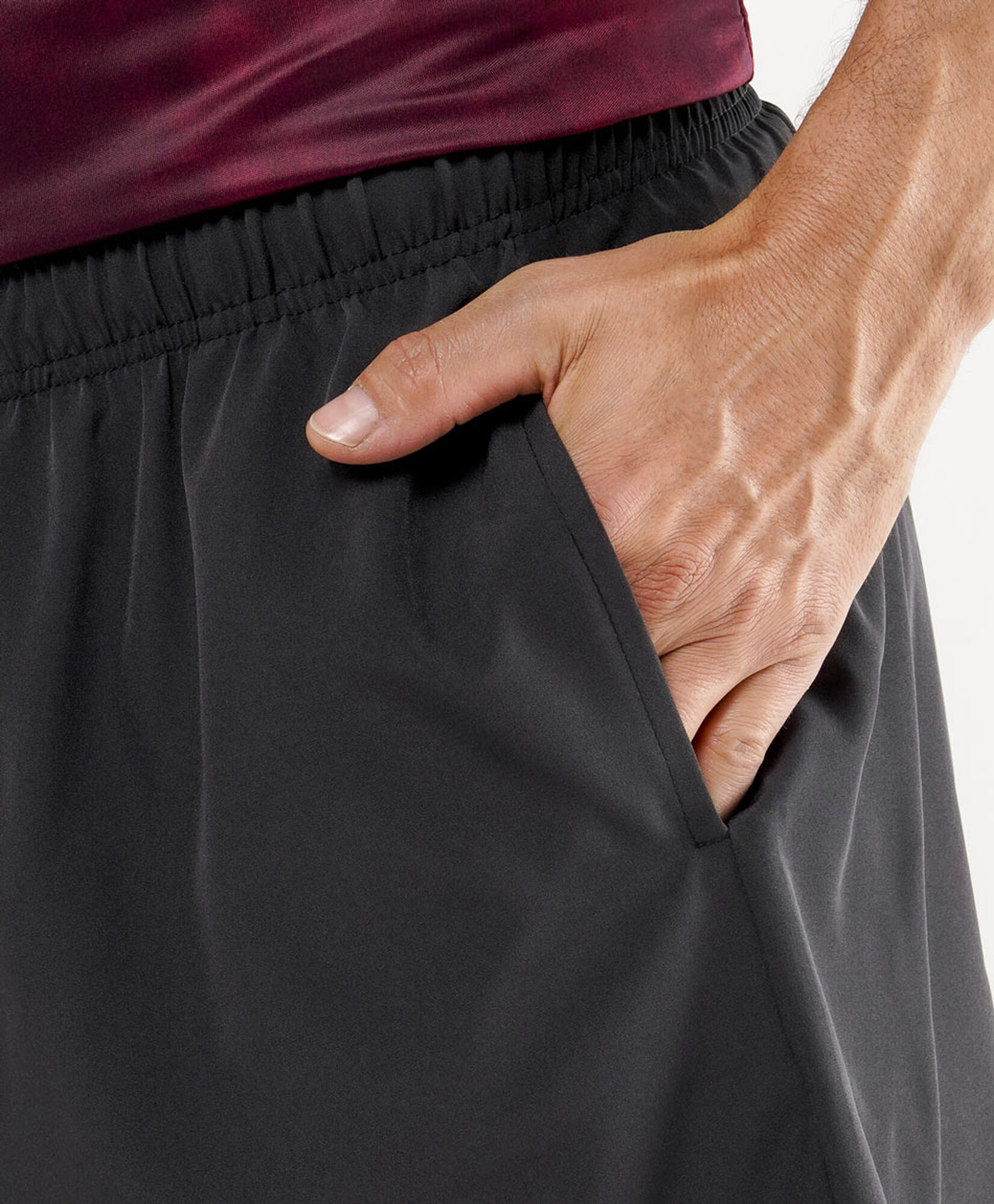 Short deportivo hombre negro liso Short deportivo hombre negro liso