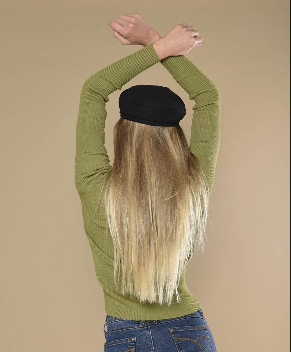 Sweater mujer canal&eacute; tachas ajustado