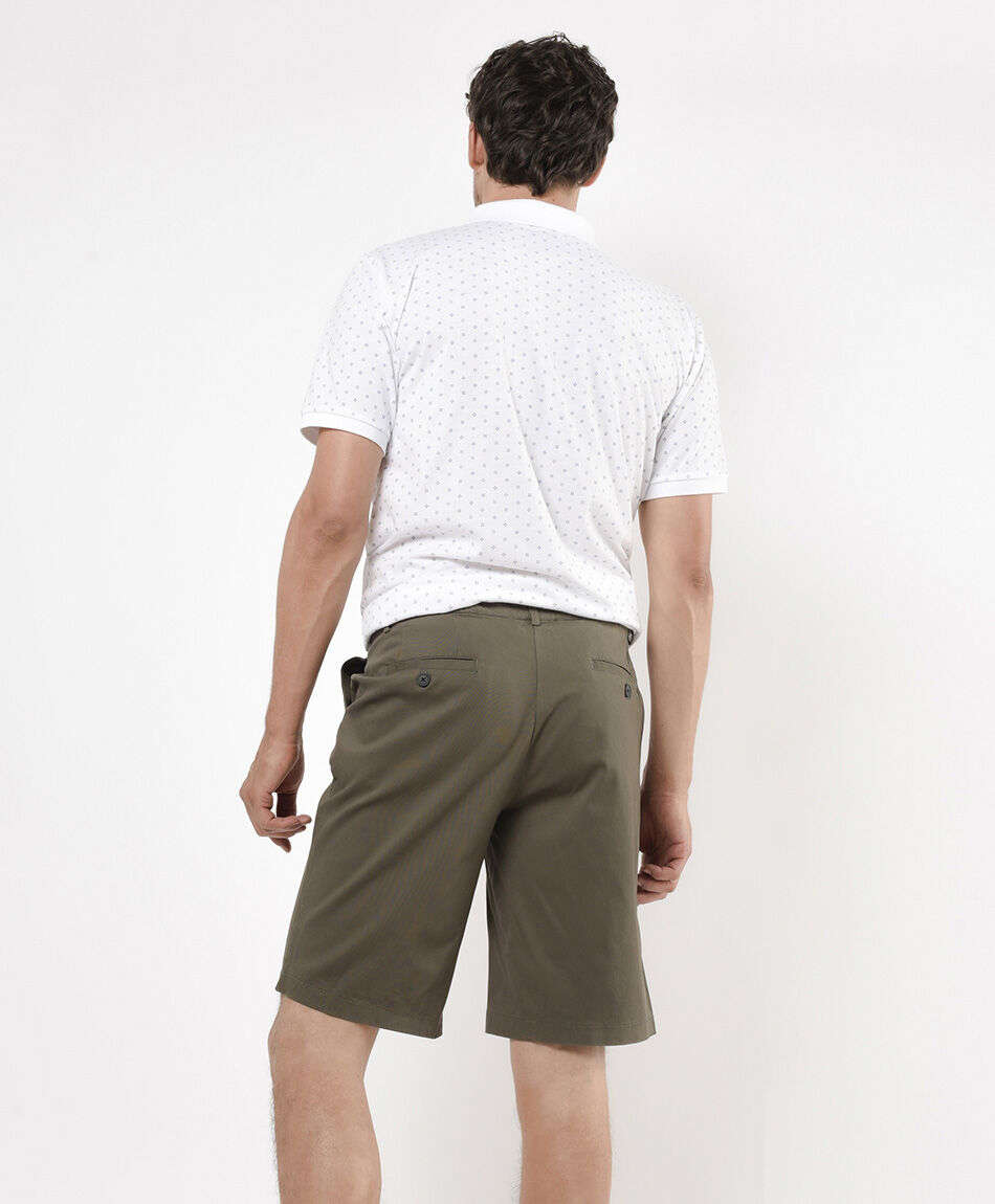 Bermuda hombre verde