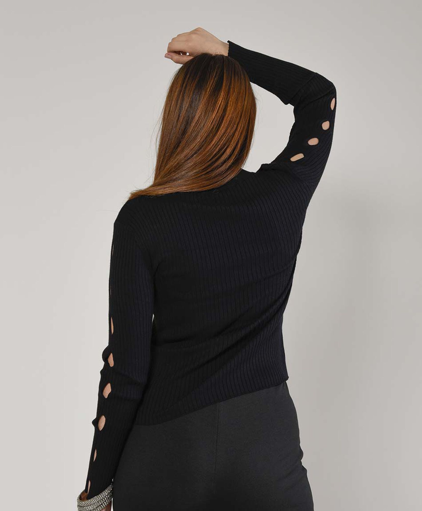 Sweater mujer acanalado hombro descubierto Sweater mujer acanalado hombro descubierto