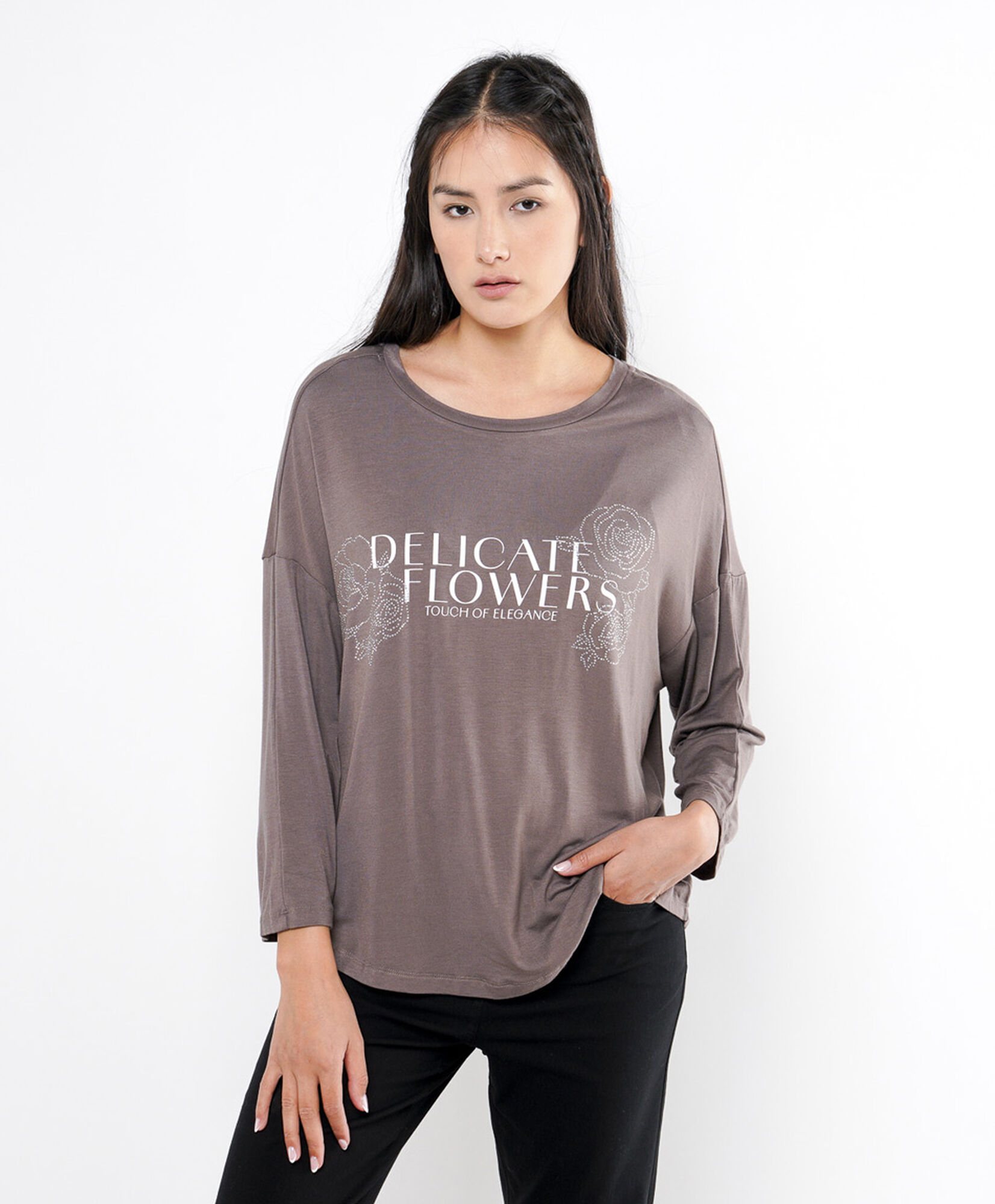 Polera mujer texto brillos Polera mujer texto brillos
