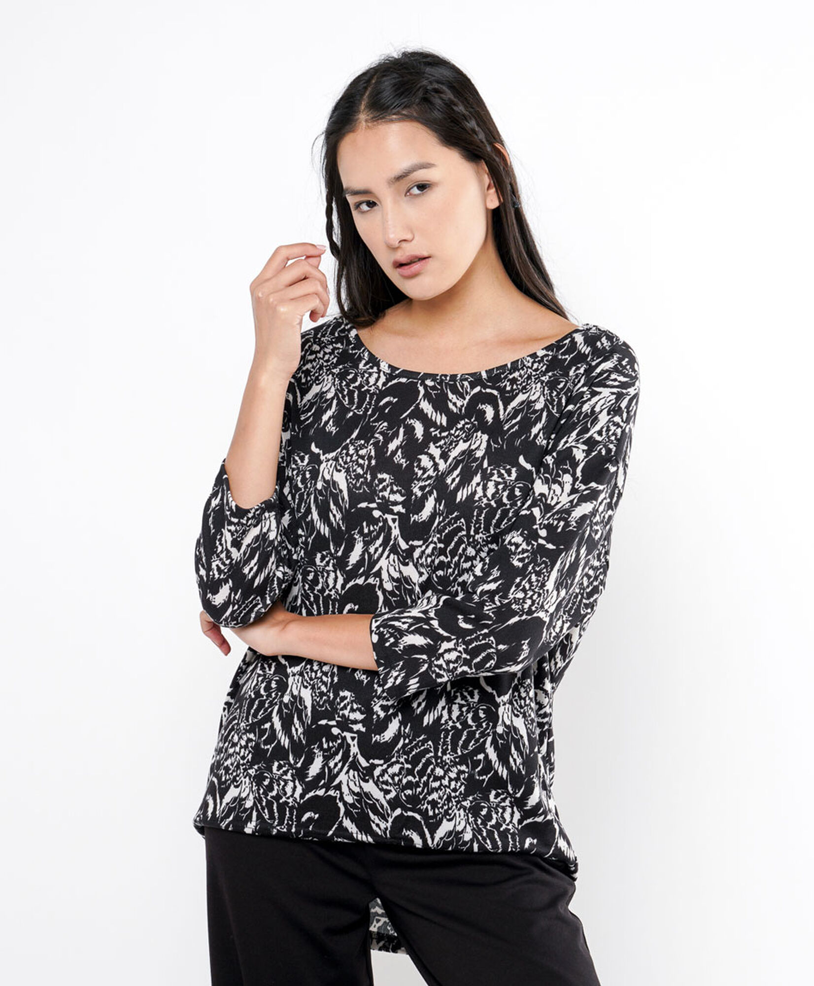 Polera mujer floreada lanosa Polera mujer floreada lanosa