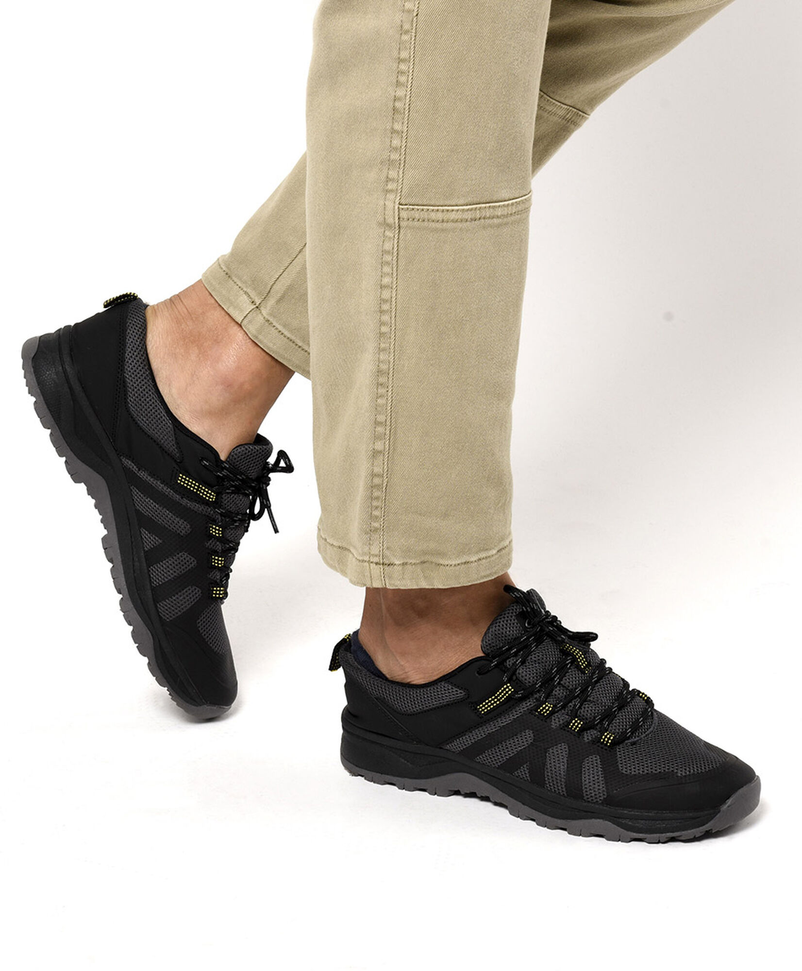 Zapatilla hombre outdoor malla Zapatilla hombre outdoor malla