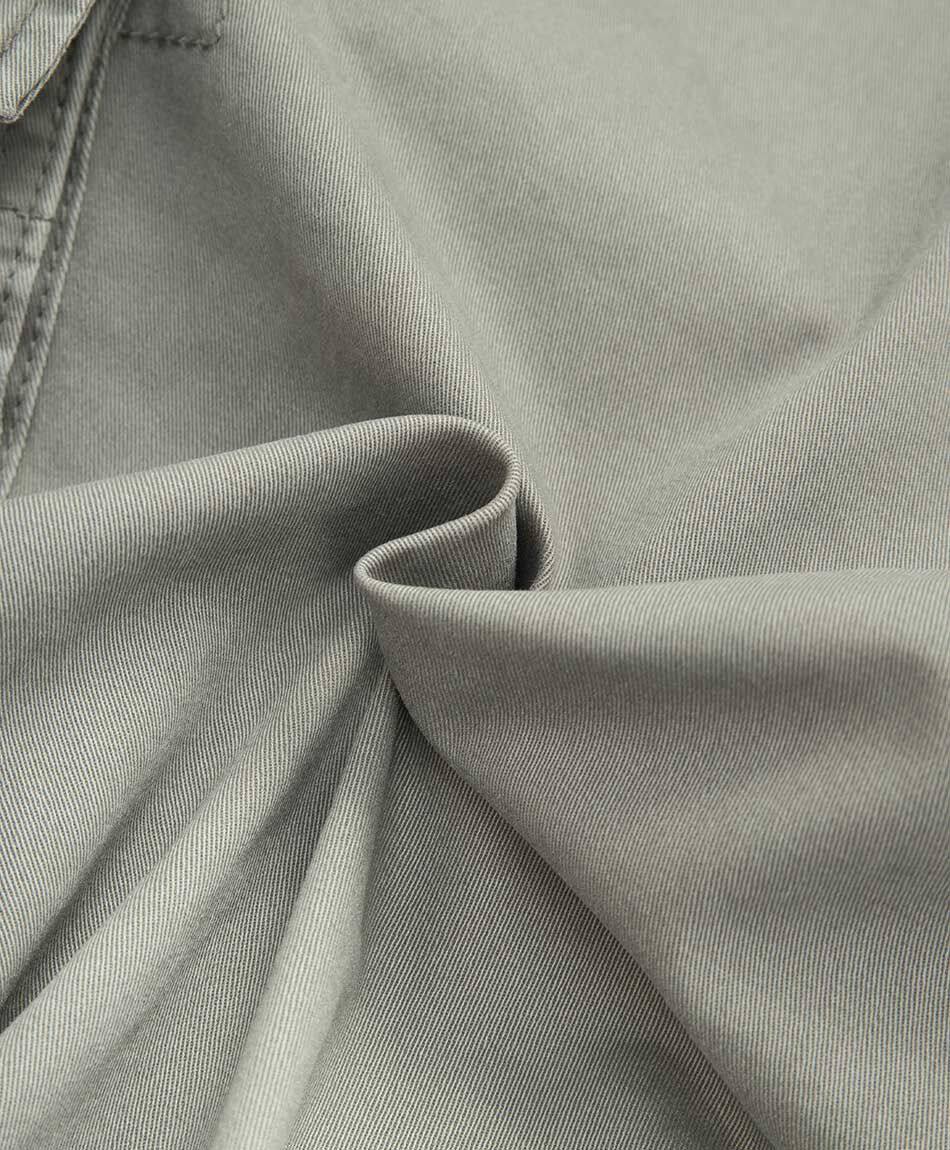 Pantal&oacute;n hombre liso cargo