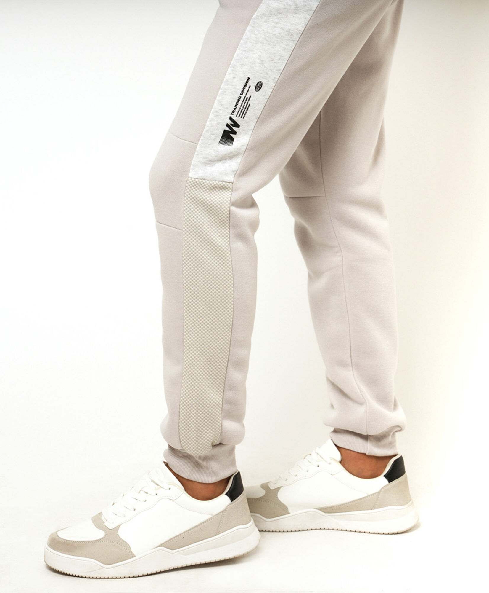 Pantalón deportivo hombre línea blanca lateral Pantalón deportivo hombre línea blanca lateral