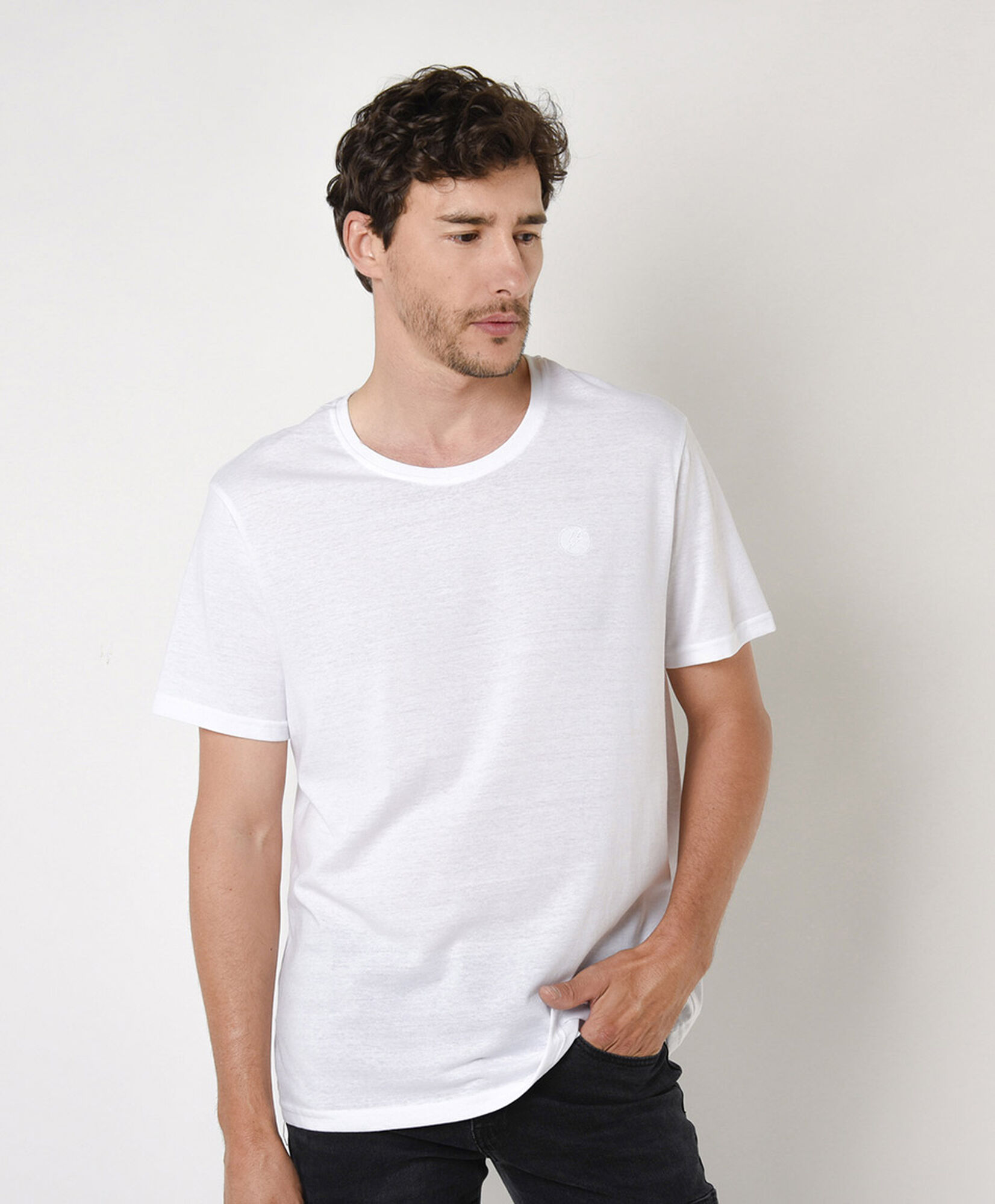 Polera hombre básica lisa Polera hombre básica lisa