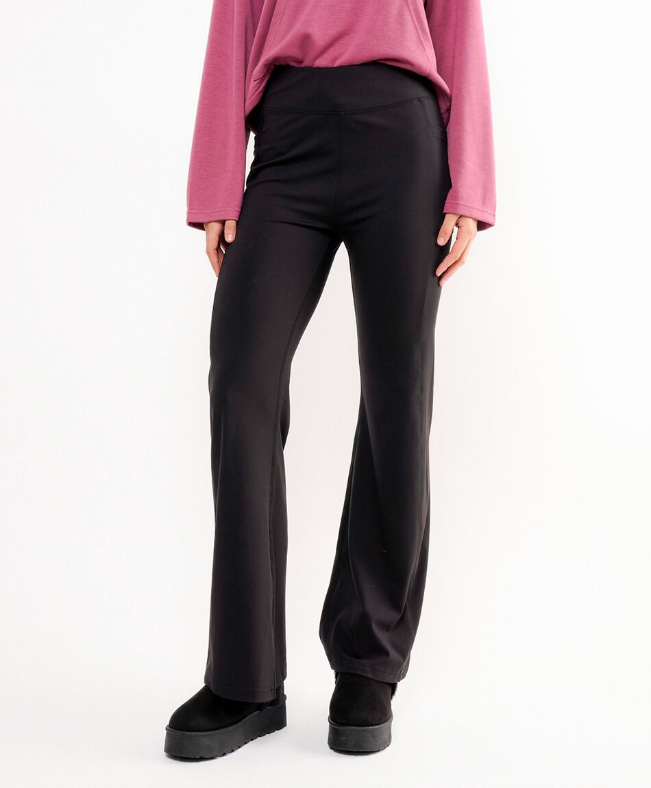 Pantal&oacute;n mujer corte flare