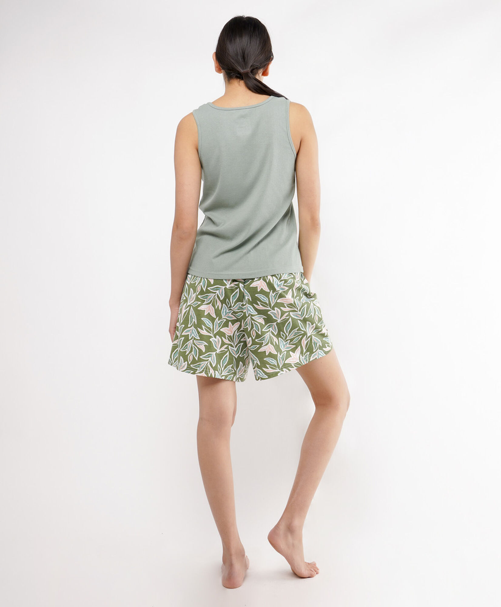 Pijama mujer short floreado verde Pijama mujer short floreado verde