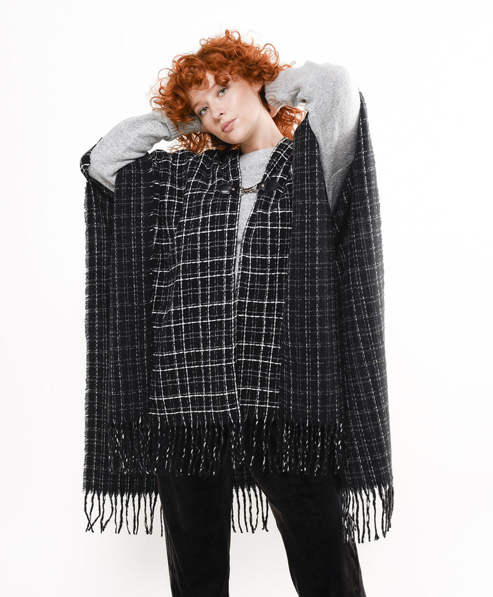 Poncho mujer hebilla cuadros Poncho mujer hebilla cuadros