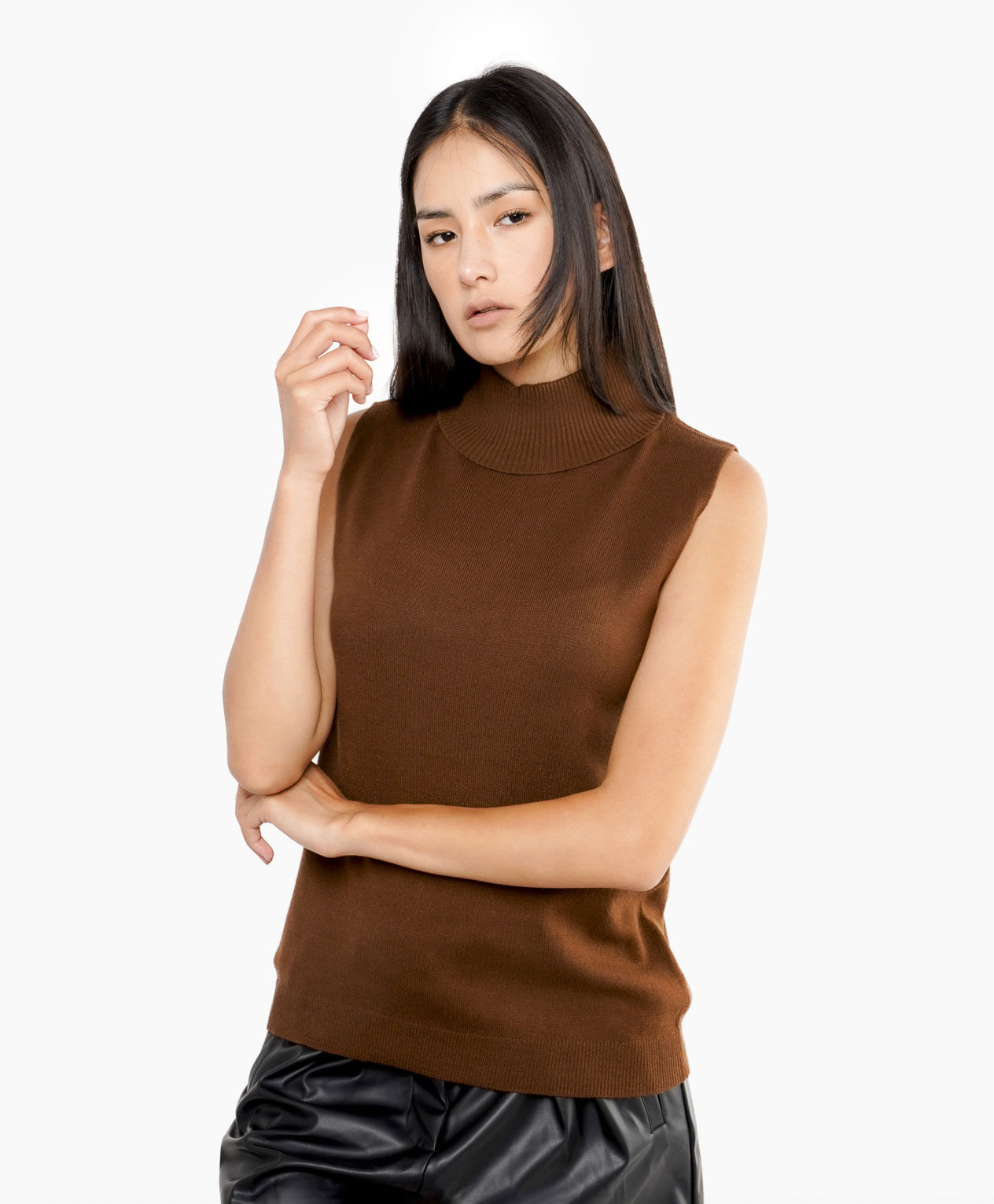 Sweater mujer sin mangas caf&eacute;
