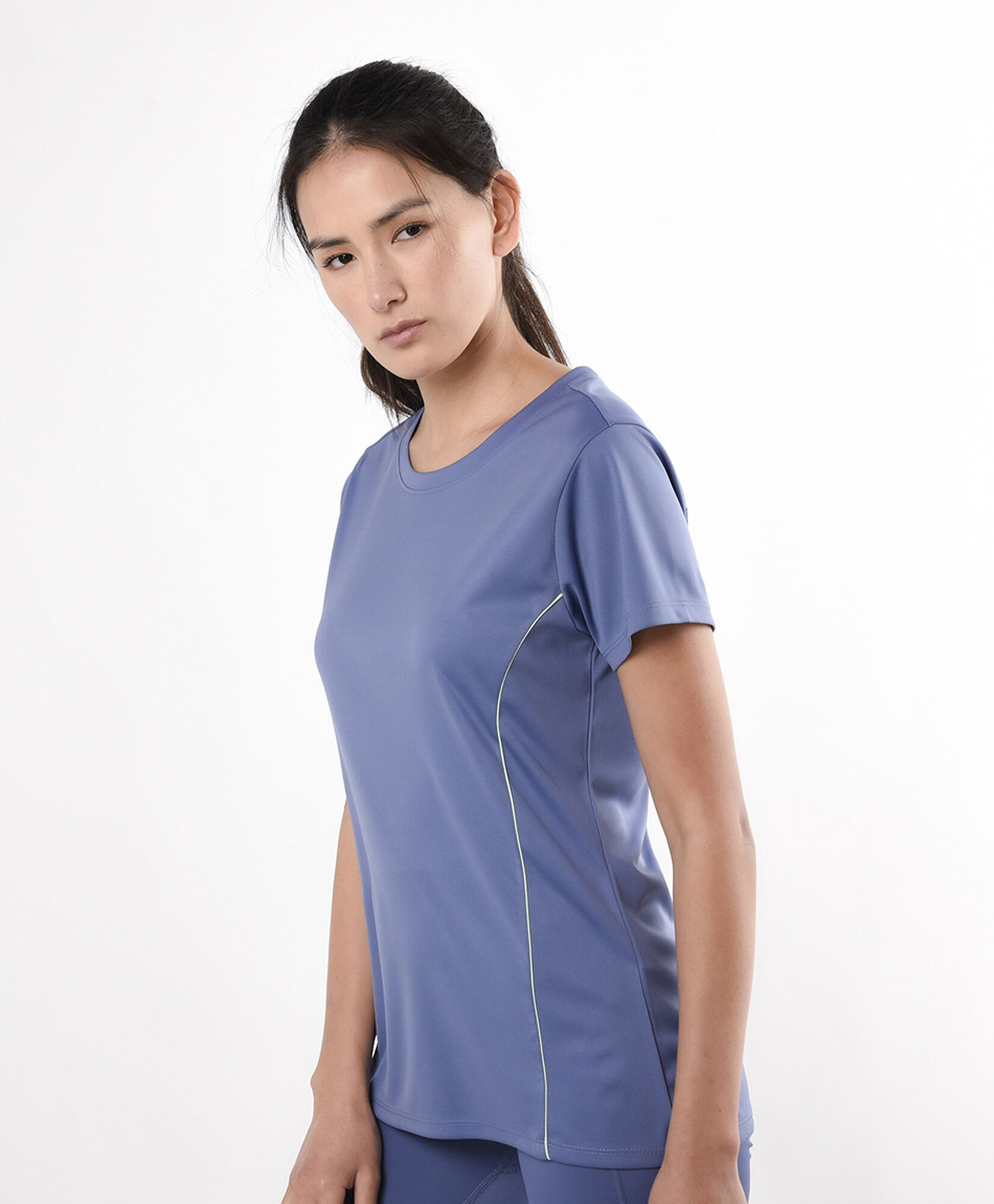 Polera deportiva mujer azul Polera deportiva mujer azul