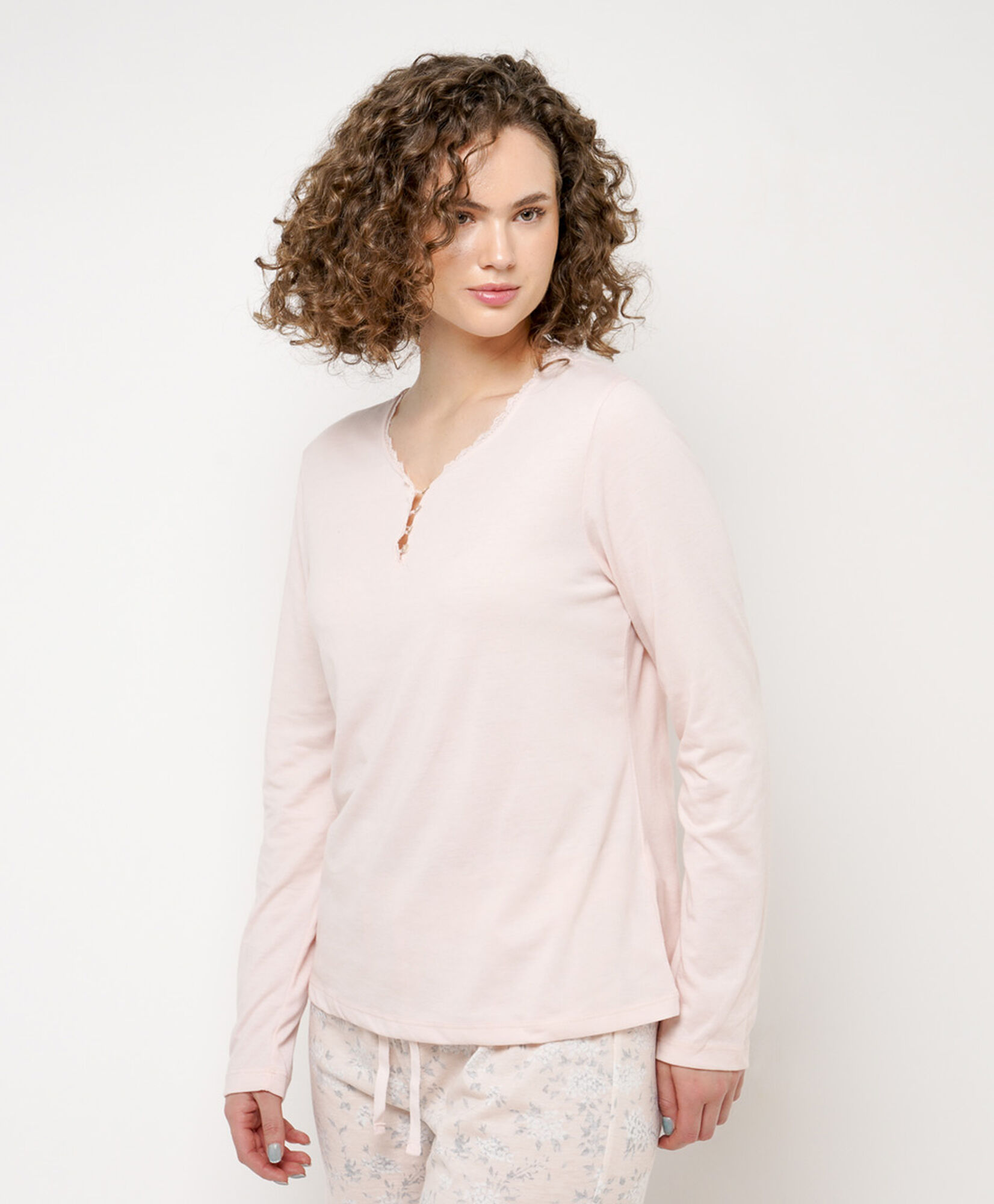 Pijama mujer detalles pink Pijama mujer detalles pink