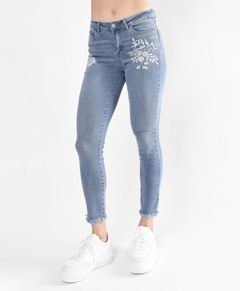 Jeans mujer bordados skinny fit