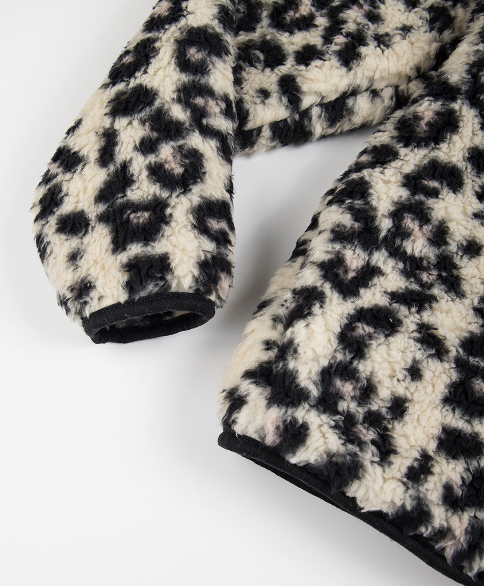 Poler&oacute;n ni&ntilde;a sherpas animal print