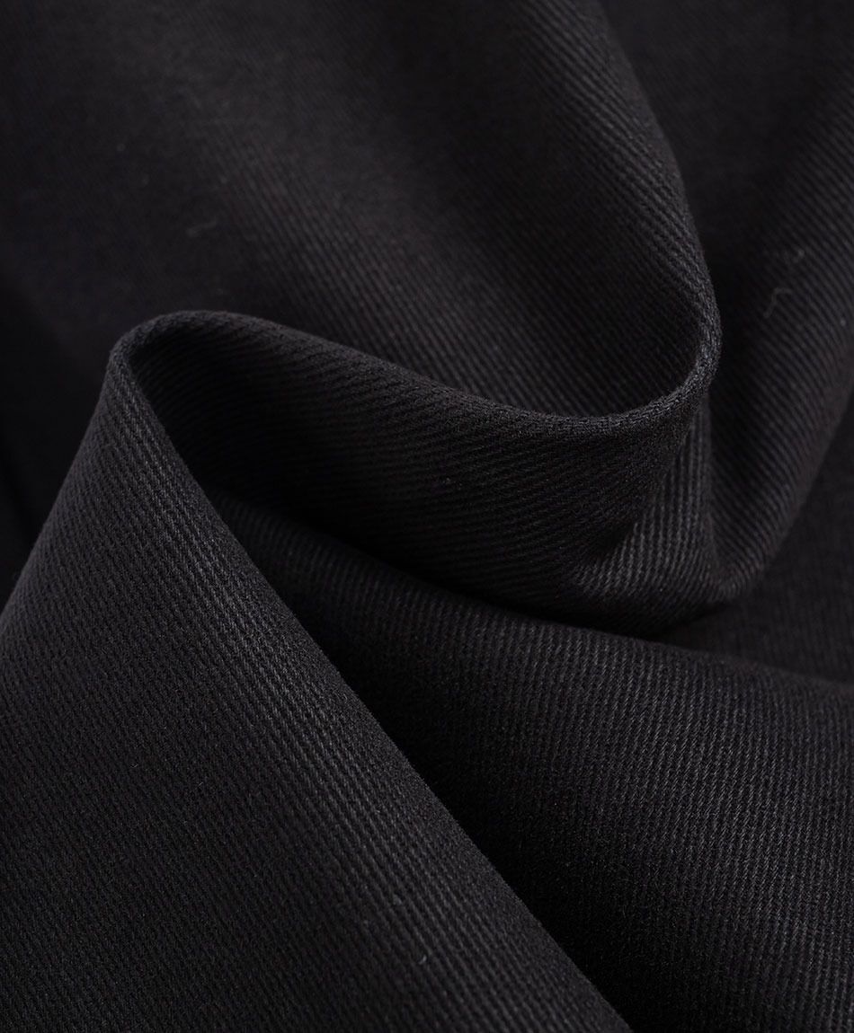 Pantal&oacute;n hombre liso negro