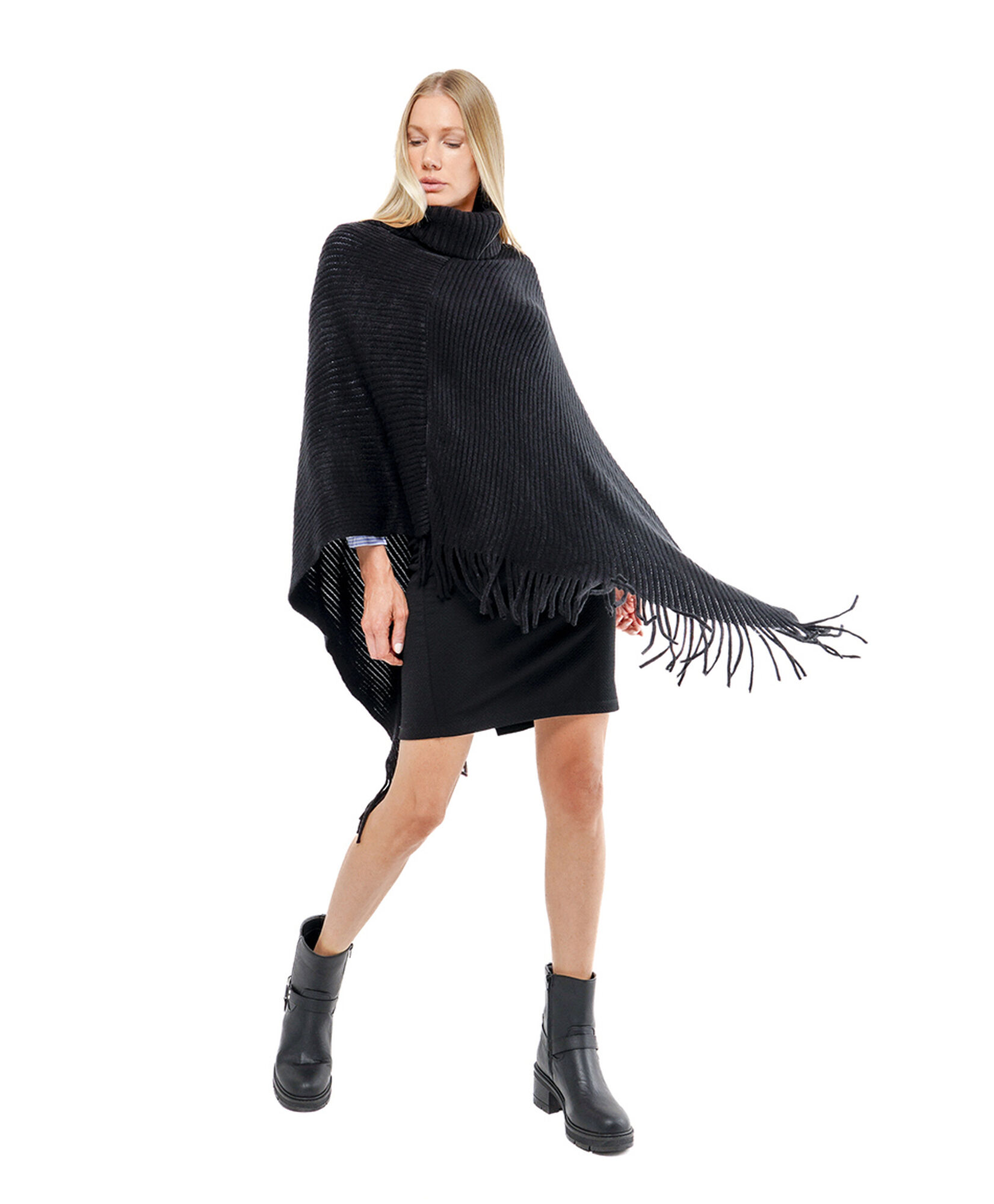 Poncho mujer acanalado cuello alto Poncho mujer acanalado cuello alto