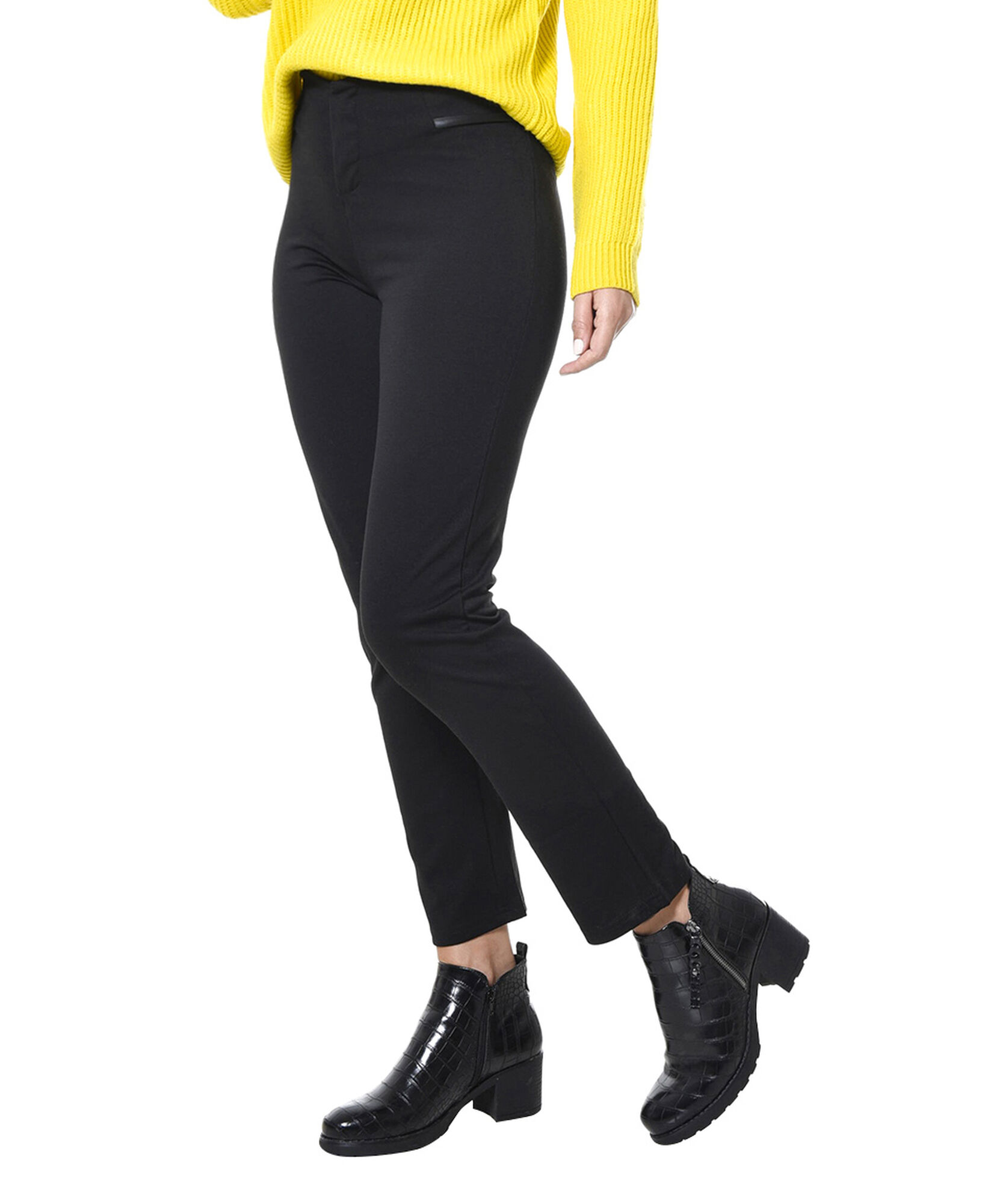 Pantalon detalle envivado Pantalon detalle envivado