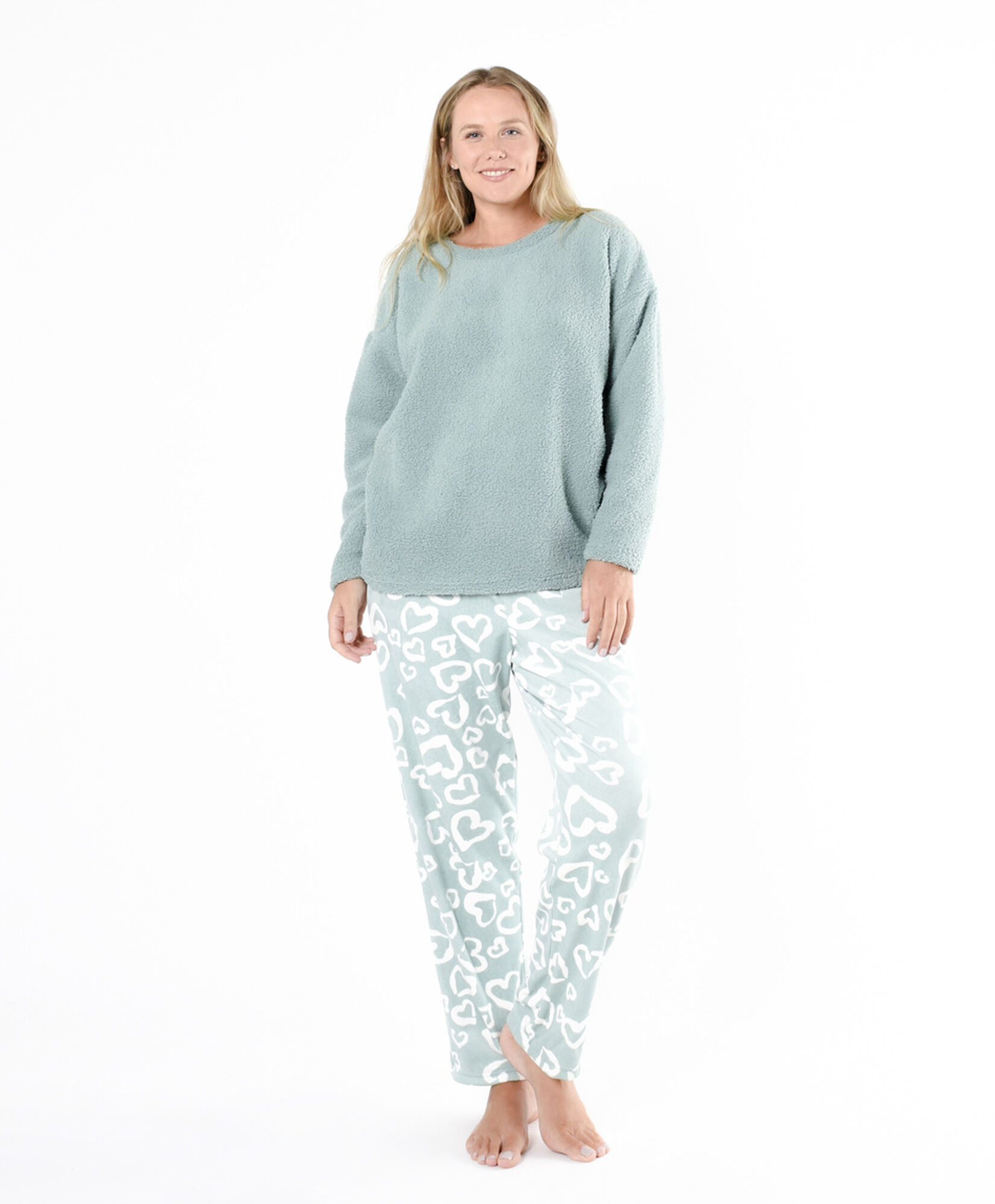 Pijama mujer polar corazones Pijama mujer polar corazones