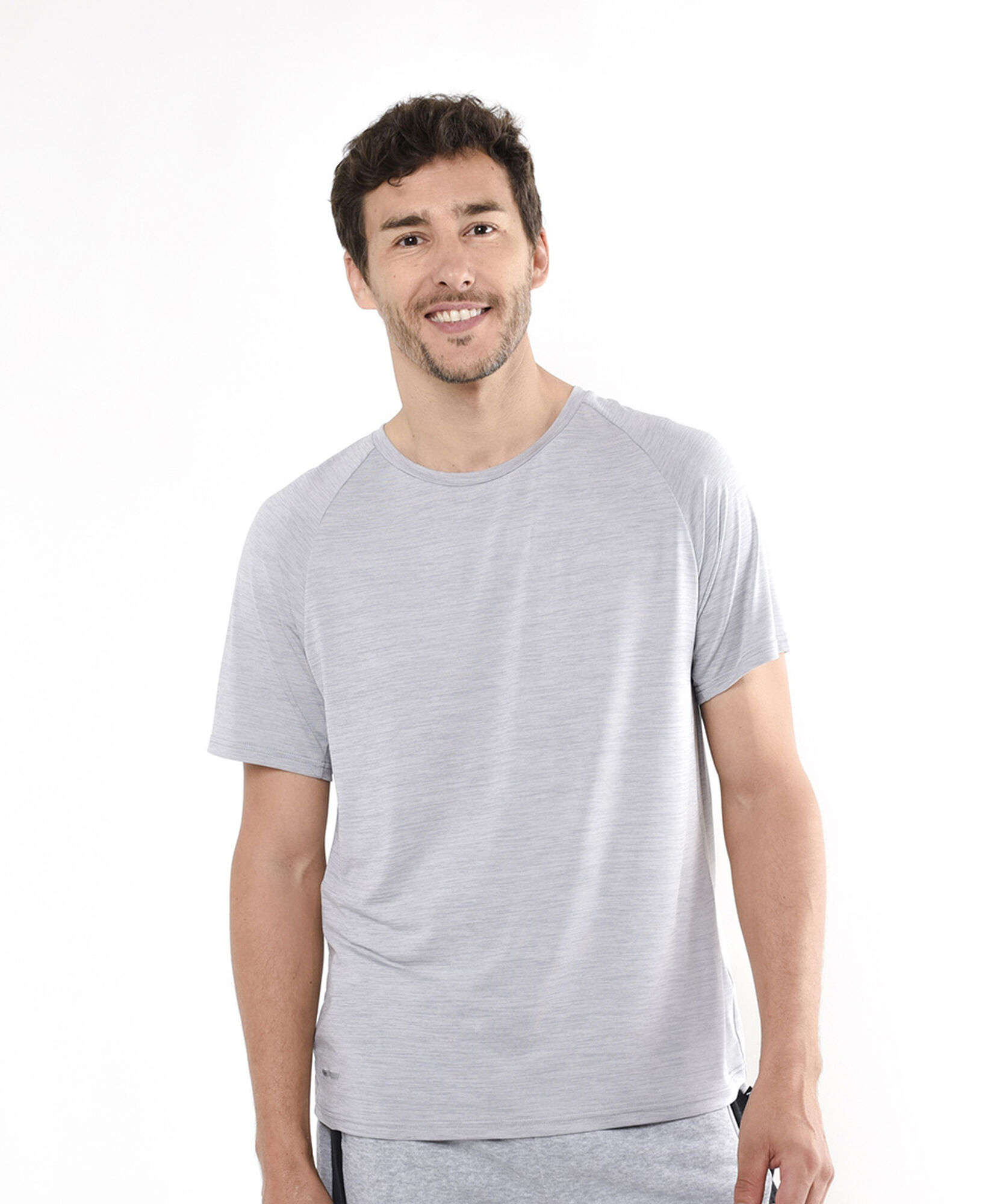 Polera deportiva hombre lisa gris Polera deportiva hombre lisa gris