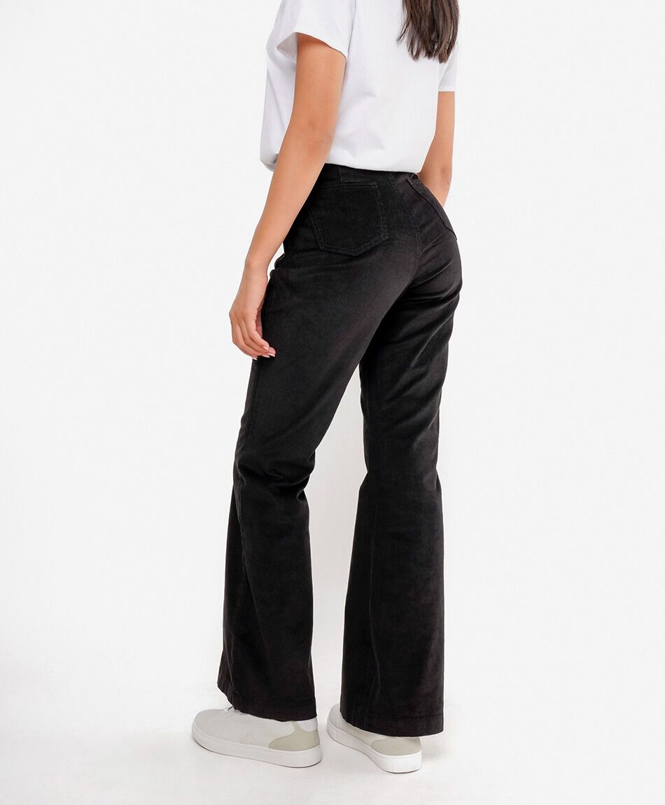 Pantal&oacute;n mujer corderoy flare
