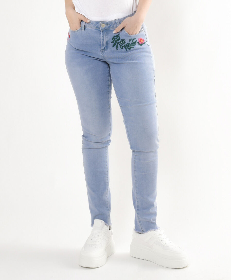 Jeans mujer bordados skinny fit