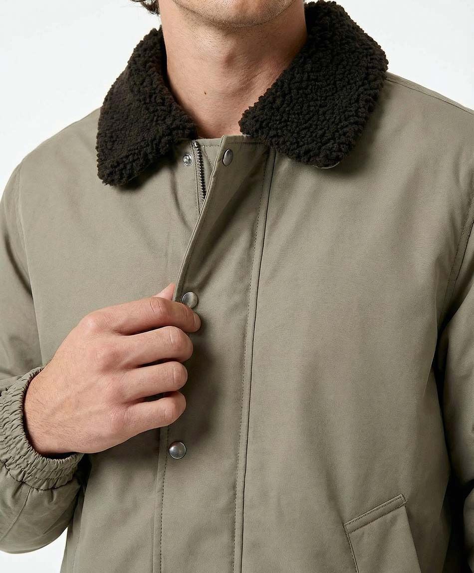Chaqueta hombre cuello chiporro