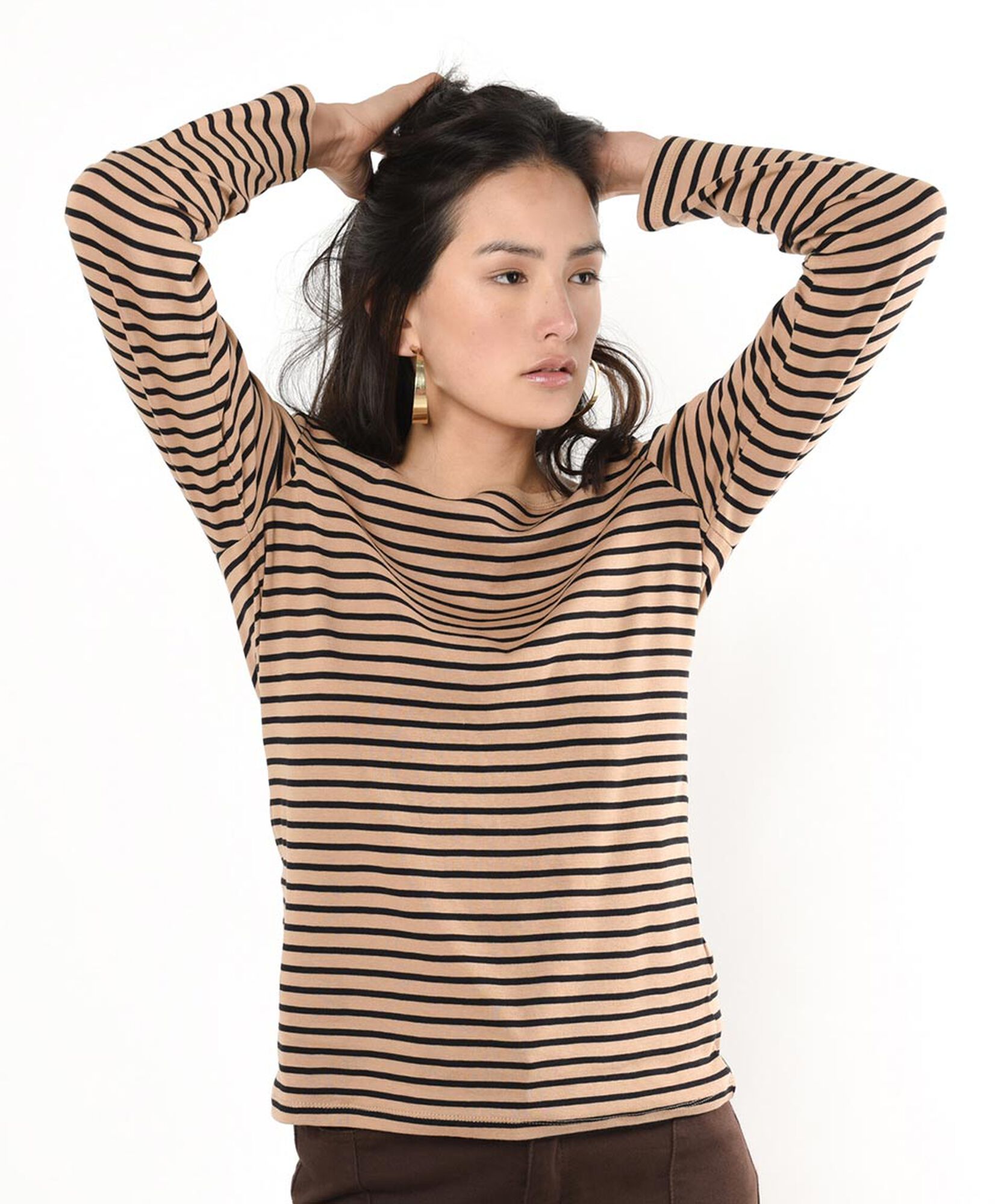 Polera mujer líneas beige manga larga Polera mujer líneas beige manga larga