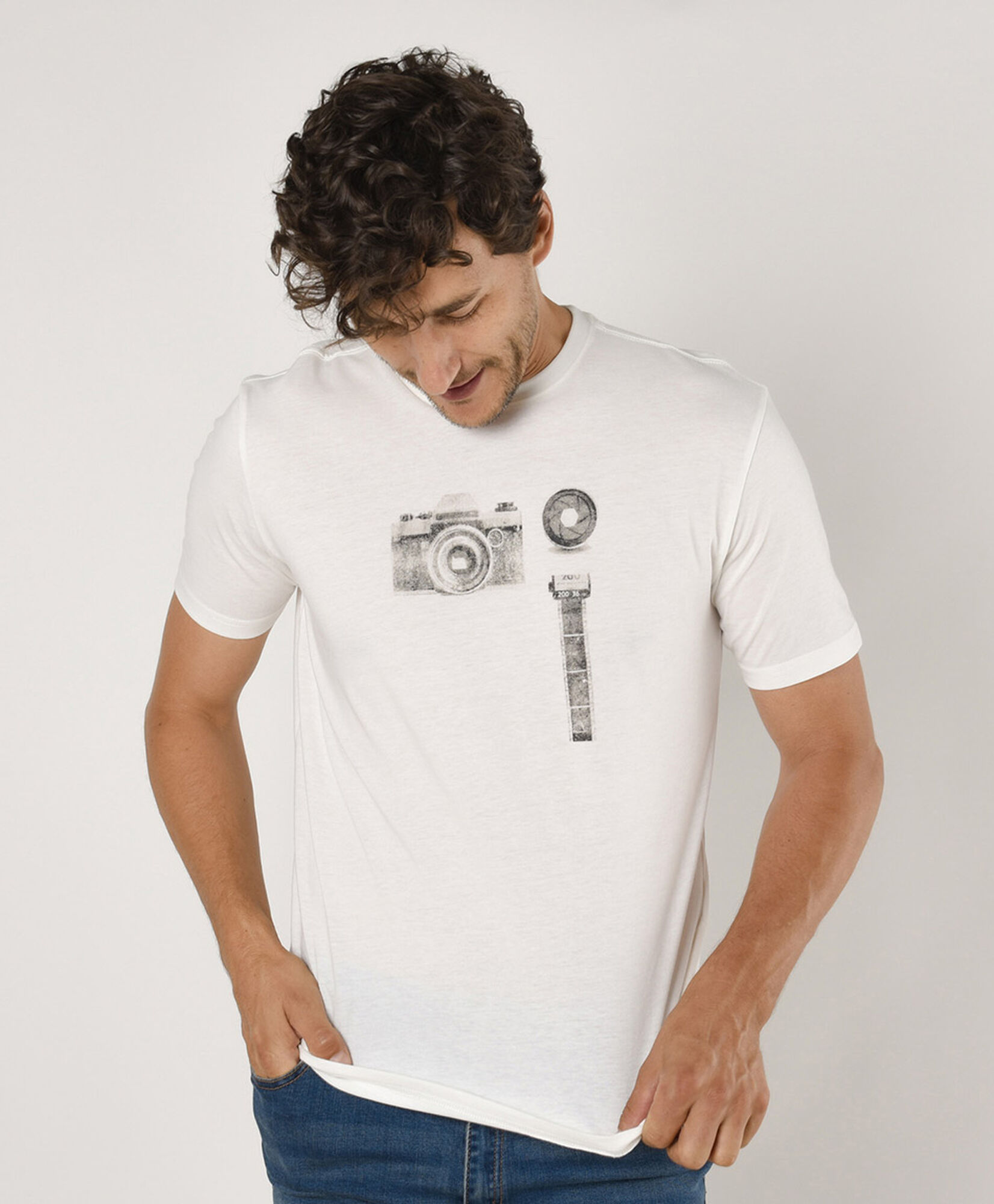 Polera hombre cámara Polera hombre cámara