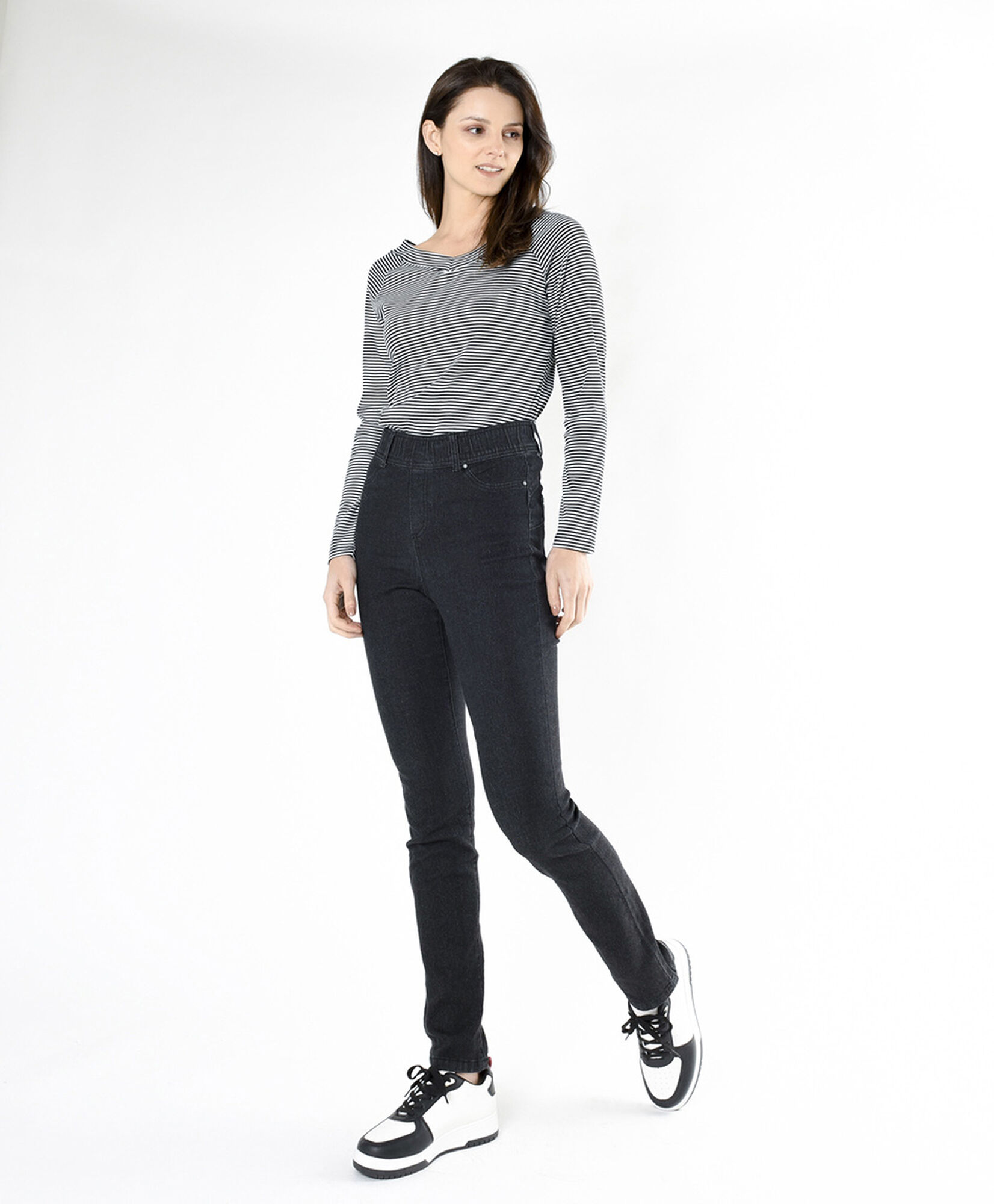 Jeans mujer estilo leggins skinny fit negro Jeans mujer estilo leggins skinny fit negro