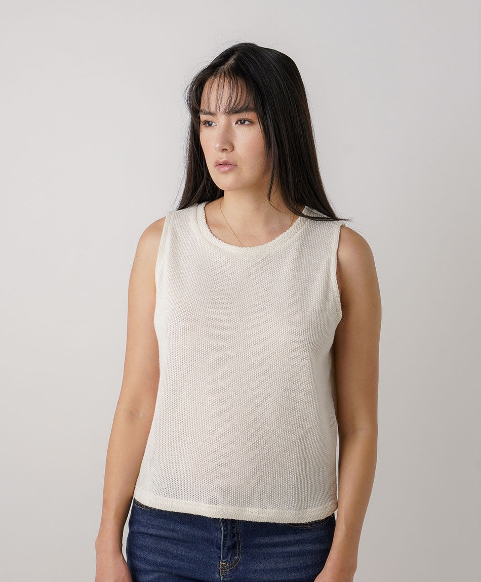 Polera mujer estilo tejido sin mangas