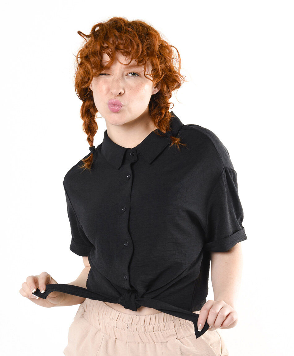 Blusa mujer lazo frontal negra