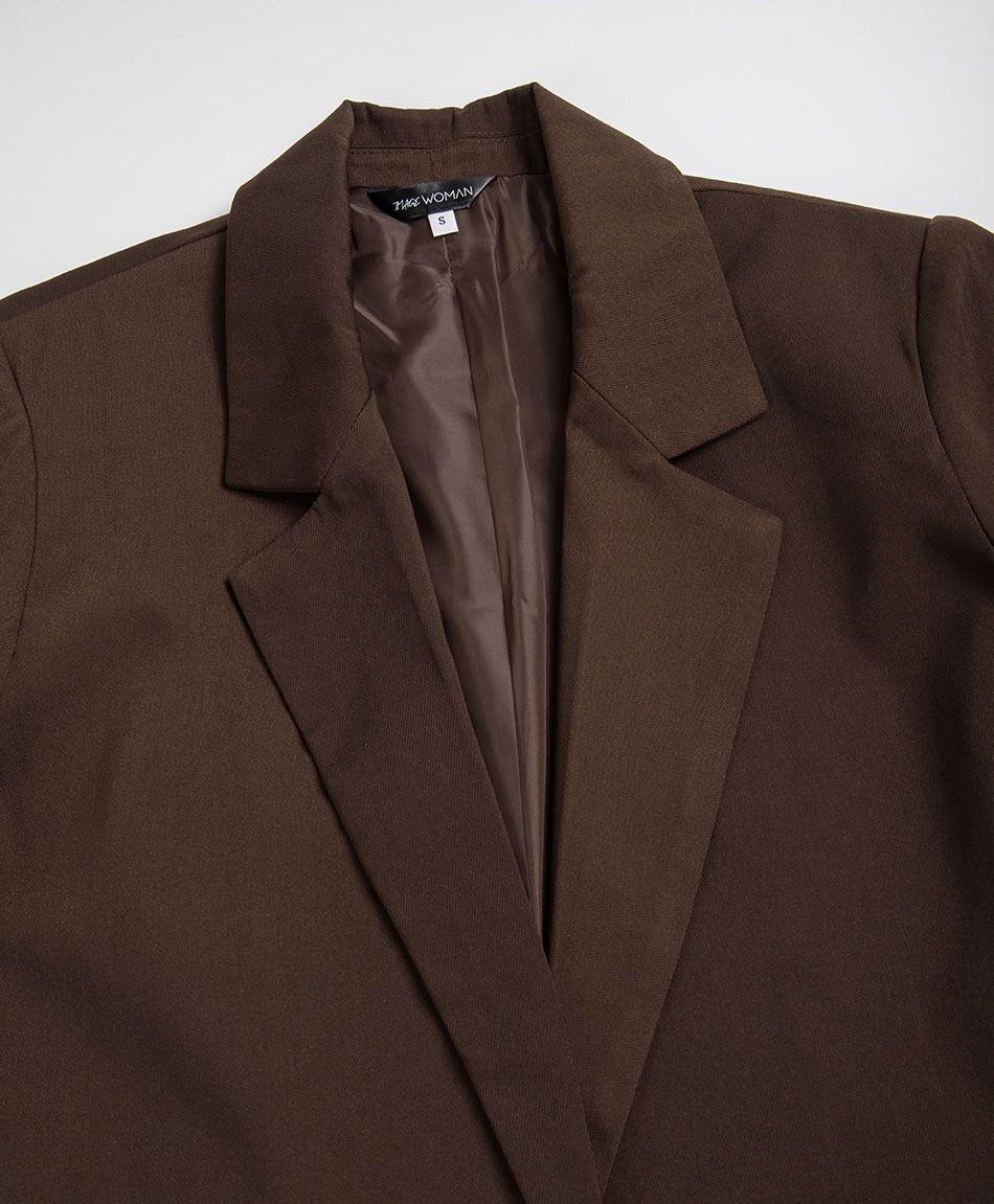 Blazer mujer bot&oacute;n dorado