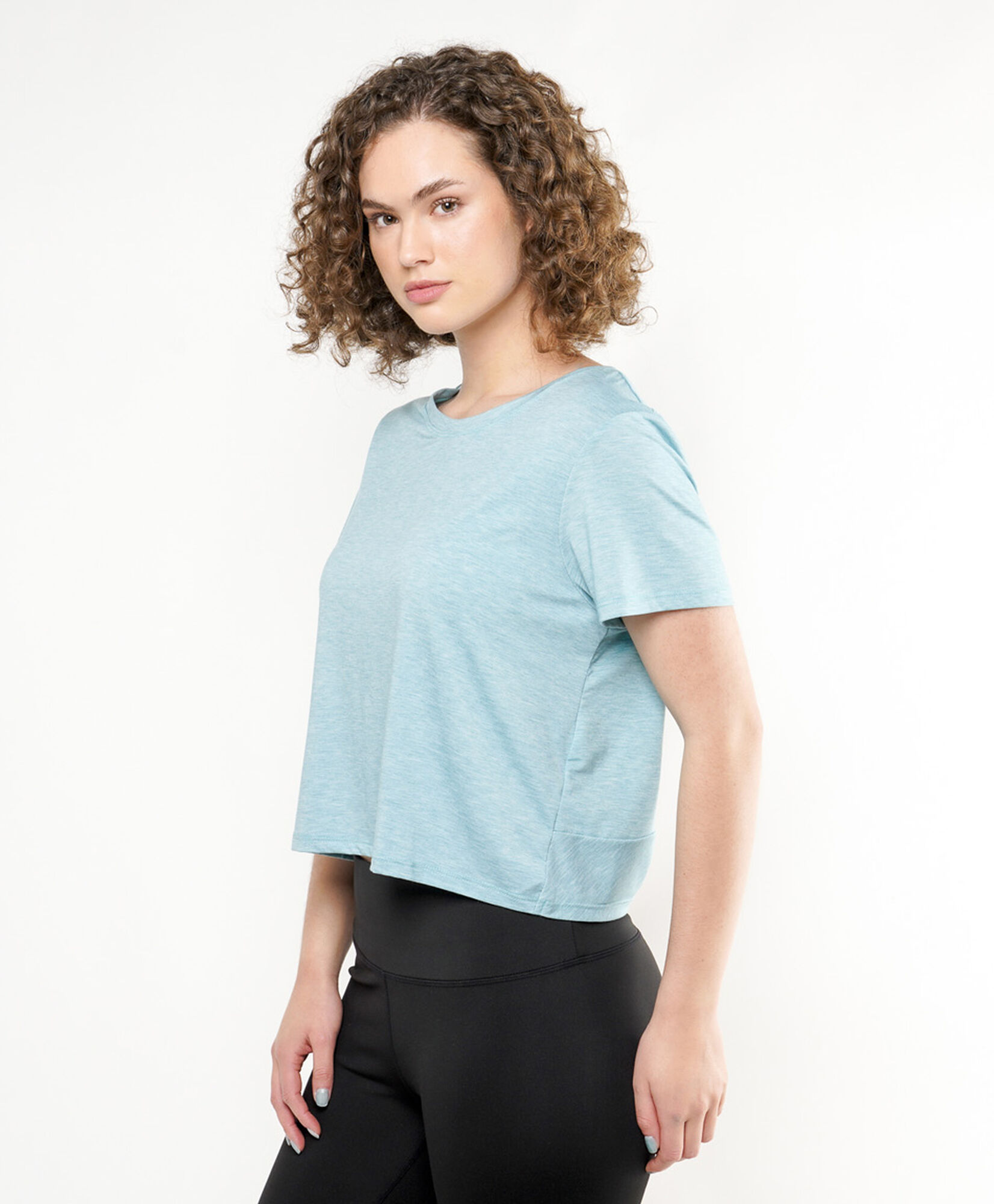 Polera deportiva mujer espalda abierta Polera deportiva mujer espalda abierta
