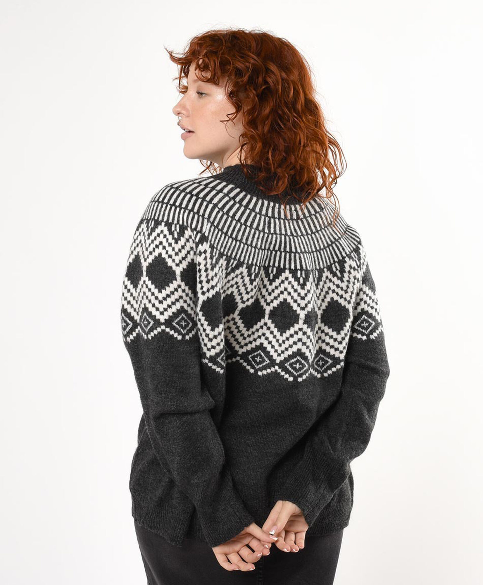 Sweater mujer nordic cuello bajo Sweater mujer nordic cuello bajo