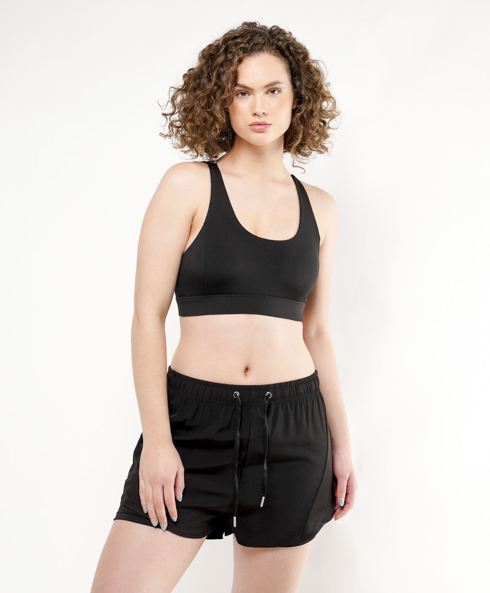 Short deportivo mujer calza Short deportivo mujer calza