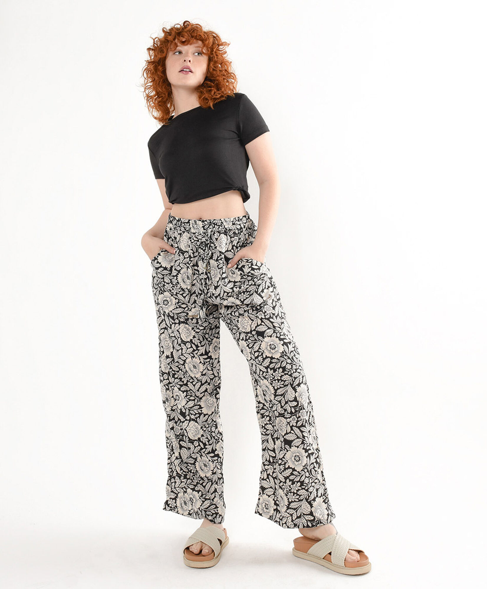 Pantalón mujer floreado Pantalón mujer floreado