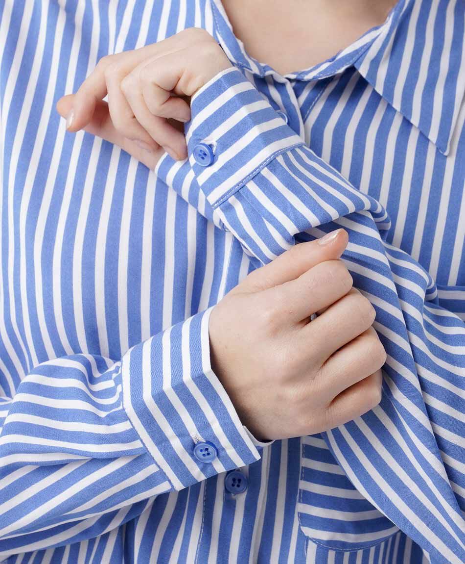 Blusa mujer l&iacute;neas bolsillo