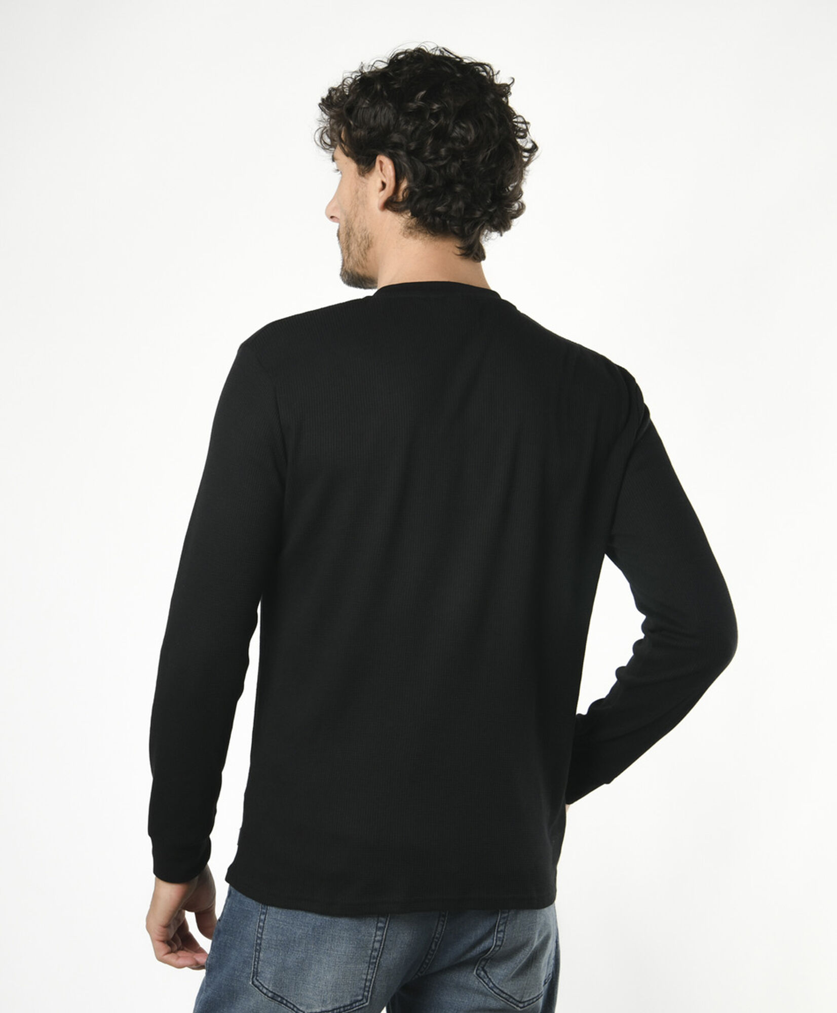 Polera hombre básica negra botones Polera hombre básica negra botones