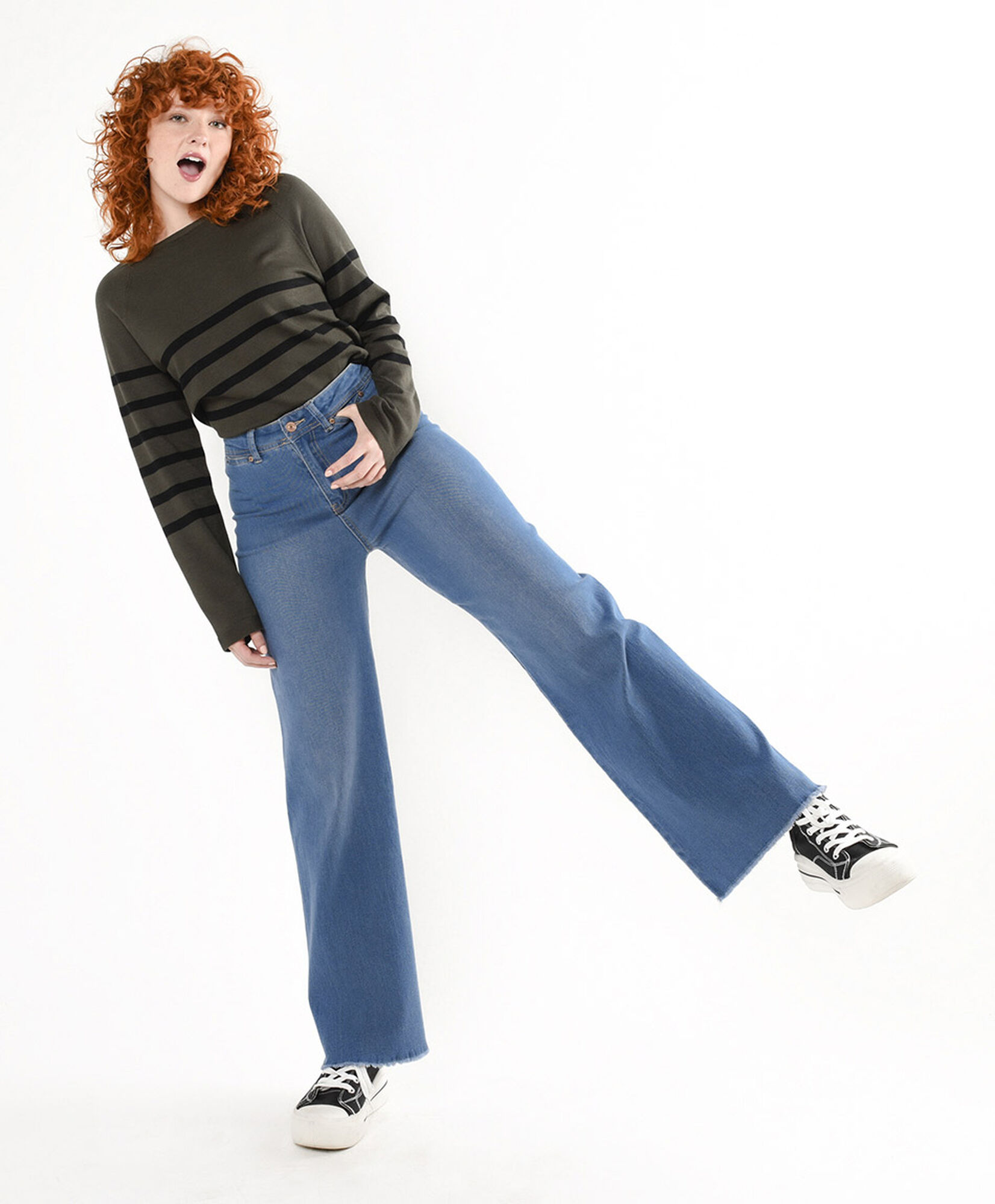 Jeans mujer bolsillos pequeños wide Jeans mujer bolsillos pequeños wide