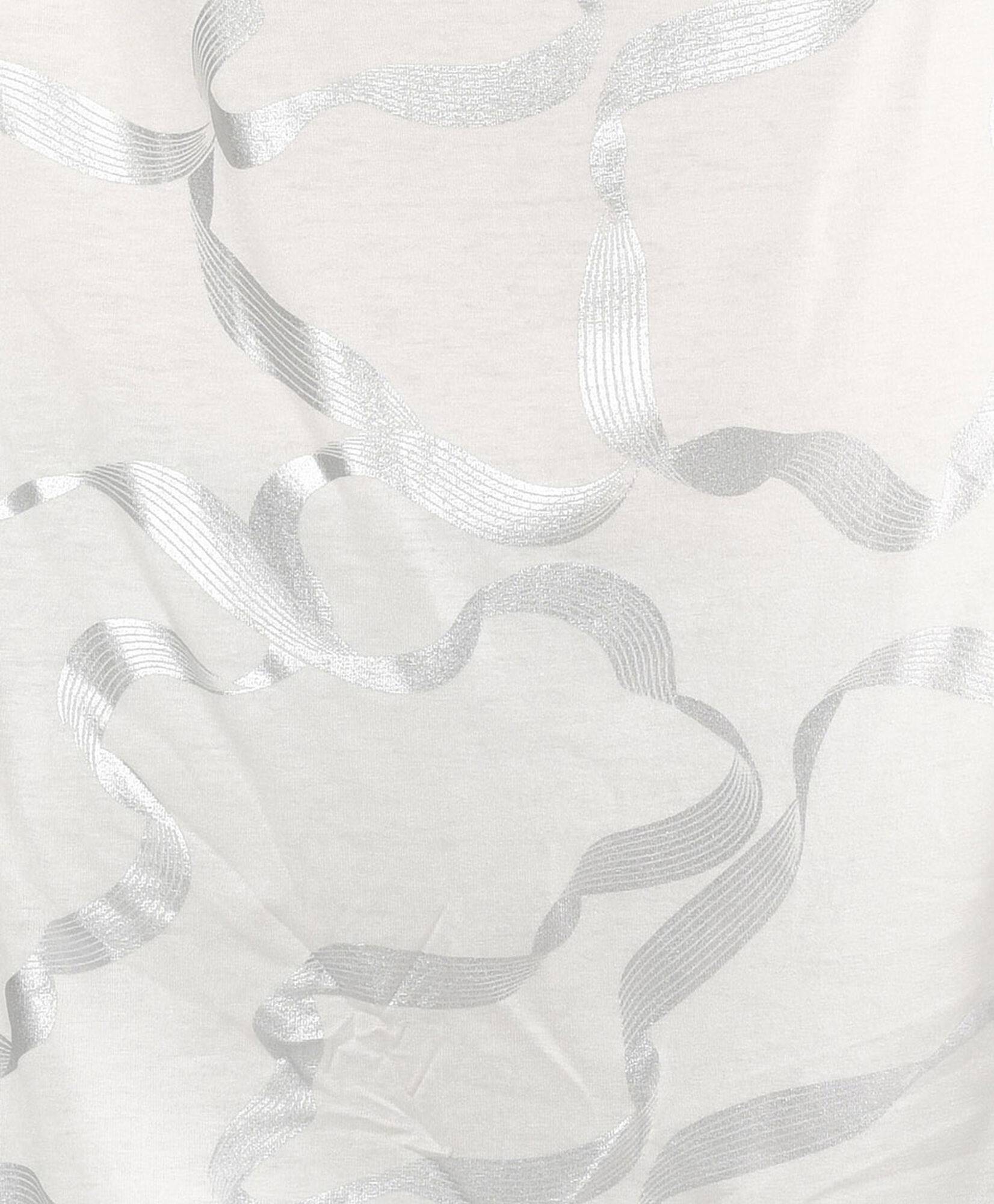 Polera mujer estampado plata oversize Polera mujer estampado plata oversize