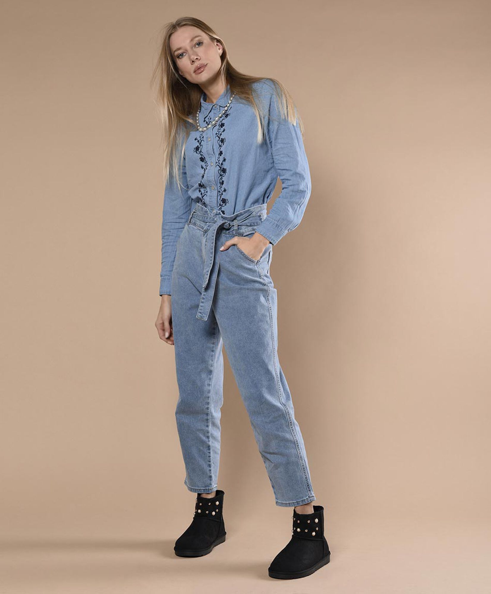 Jeans tiro alto Jeans tiro alto
