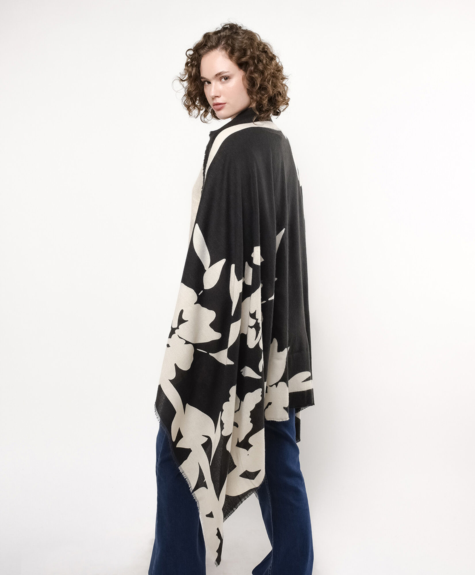 Ruana mujer print flores Ruana mujer print flores