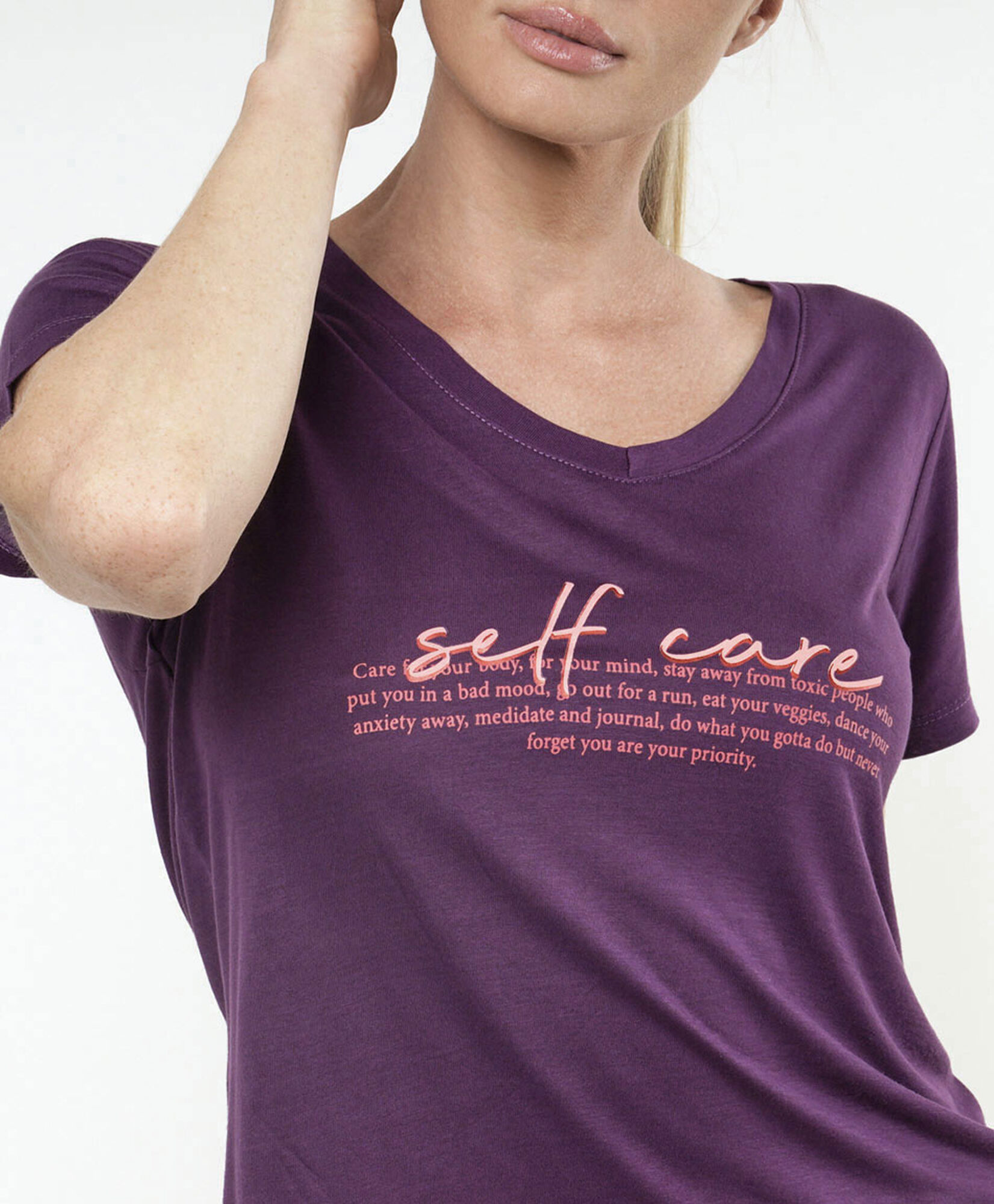 Polera deportiva mujer self care Polera deportiva mujer self care