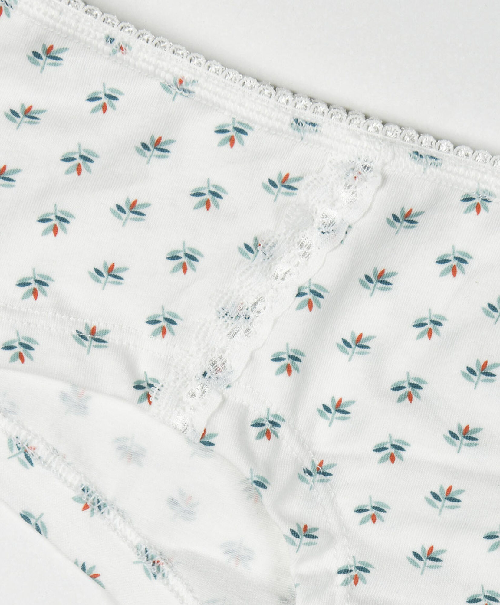 Pantaleta mujer print y encaje Pantaleta mujer print y encaje