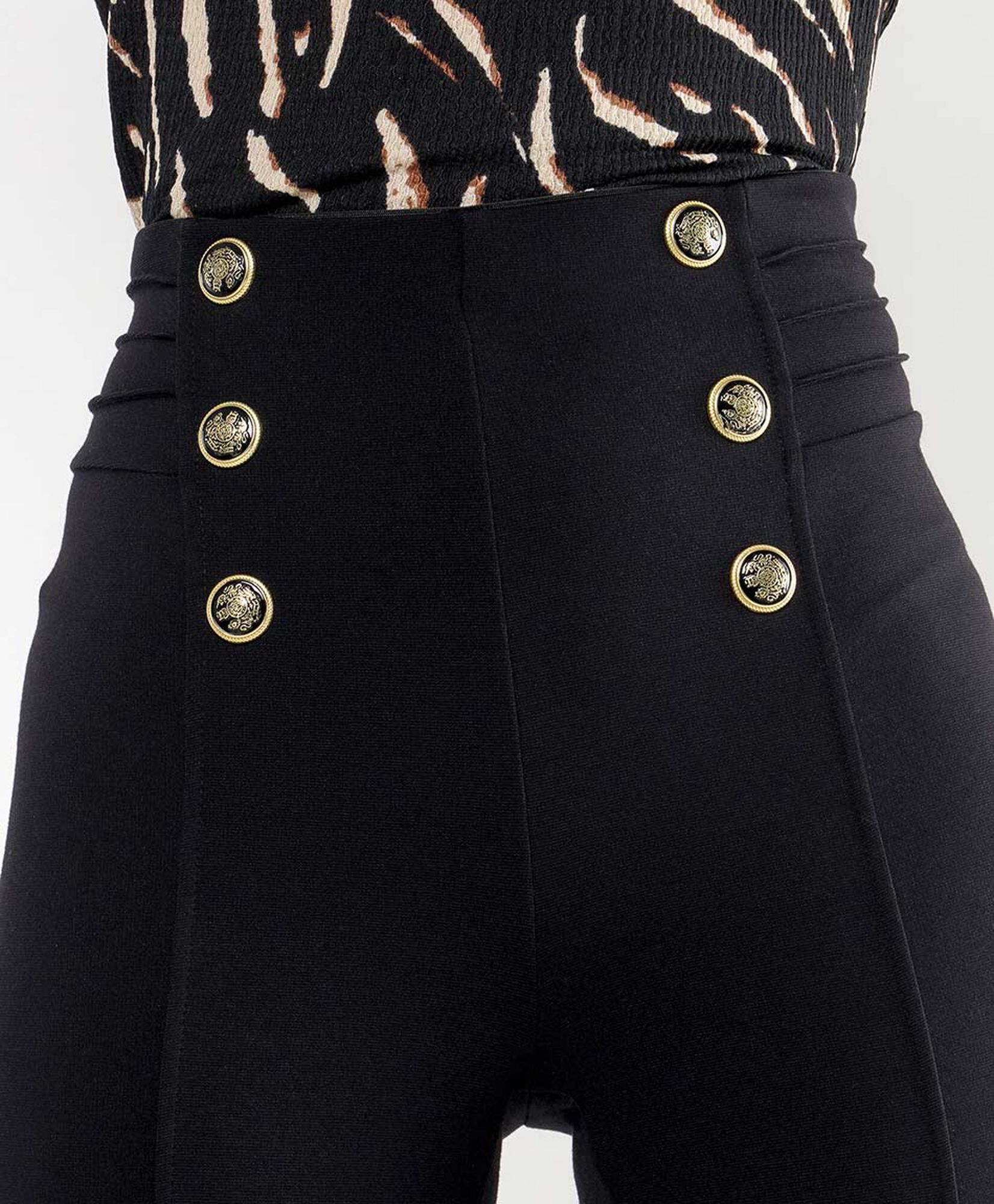 Pantalón mujer botones dorados skinny fit Pantalón mujer botones dorados skinny fit